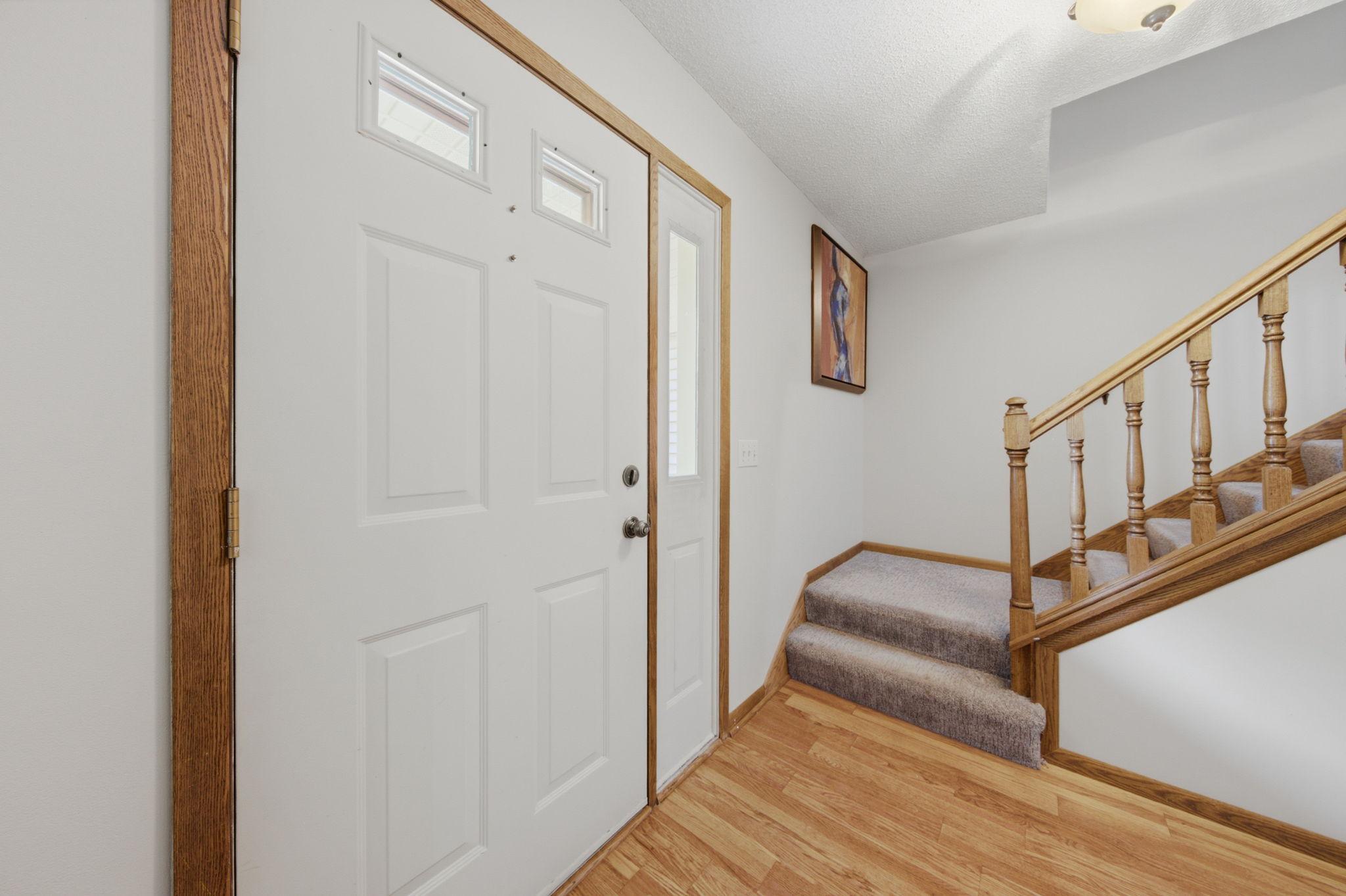 2nd image of 9643 Polaris Ln N, Maple Grove, MN 55369 | MLS# 7100170