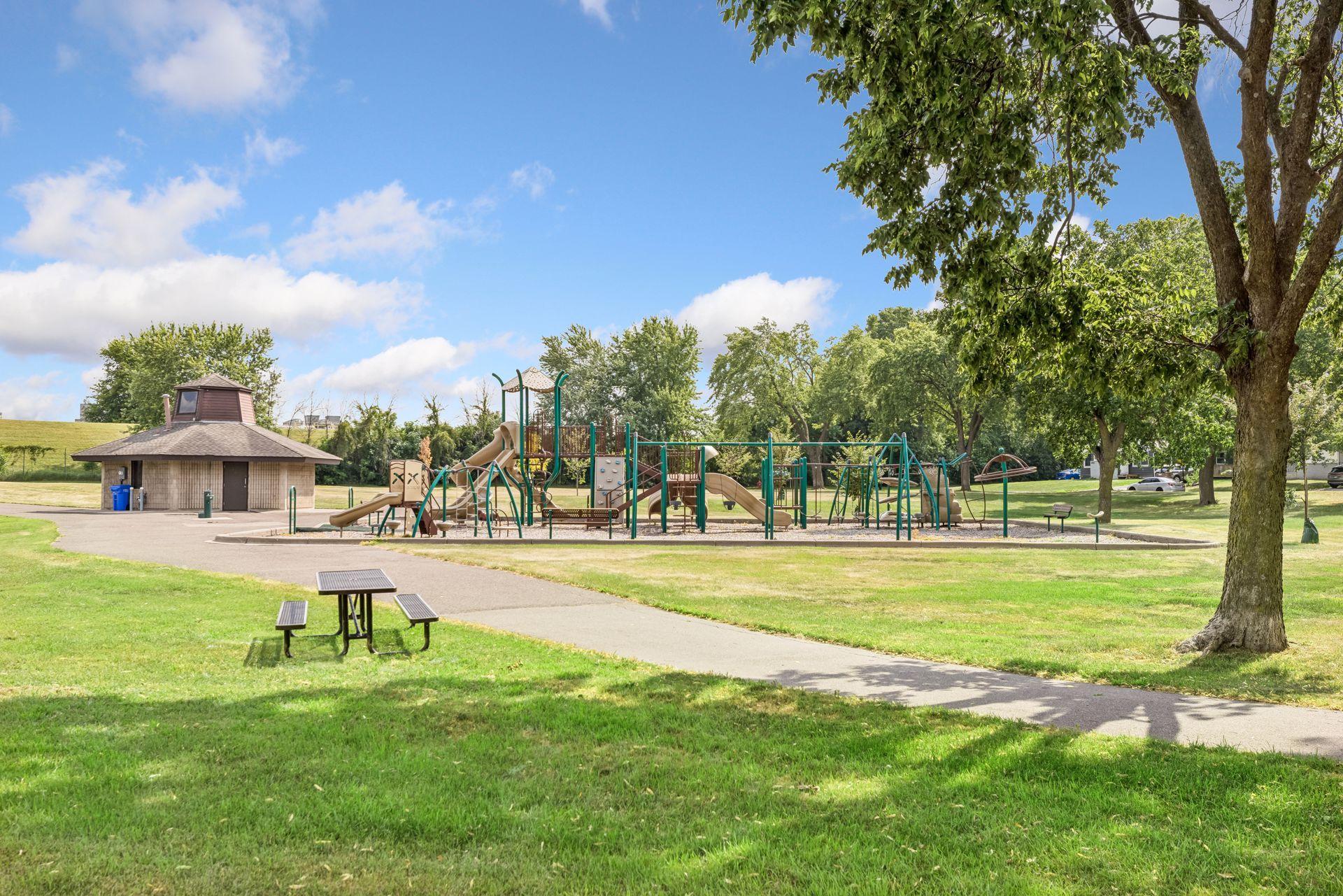 48th image of 3901 Louisiana Ave N, New Hope, MN 55427 | MLS# 7100254