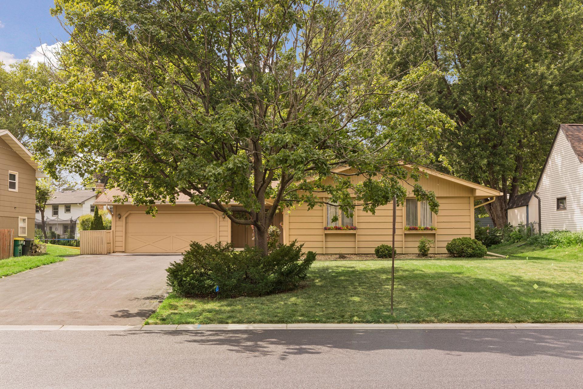 1st image of 3901 Louisiana Ave N, New Hope, MN 55427 | MLS# 7100254