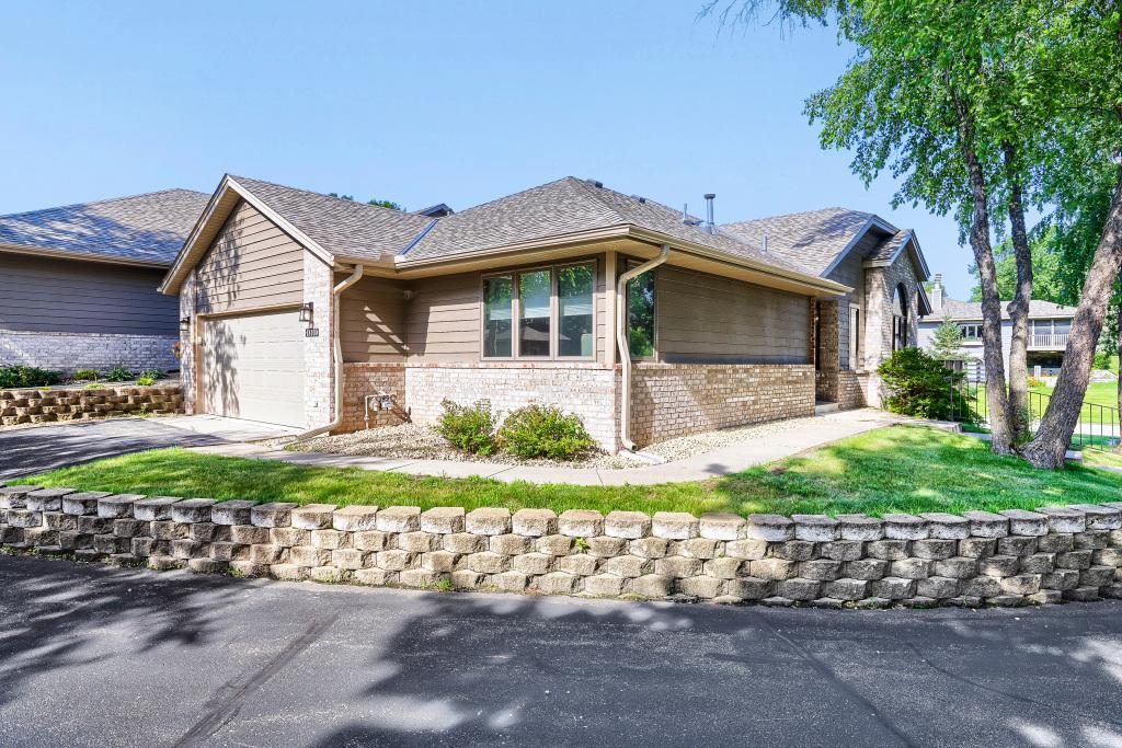 4th image of 18100 Judicial Wy N, Lakeville, MN 55044 | MLS# 7100780