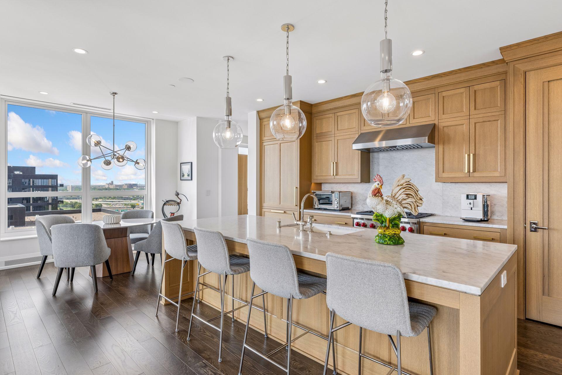 1st image of 1111 W River Pkwy #18D, Minneapolis, MN 55415 | MLS# 7100791