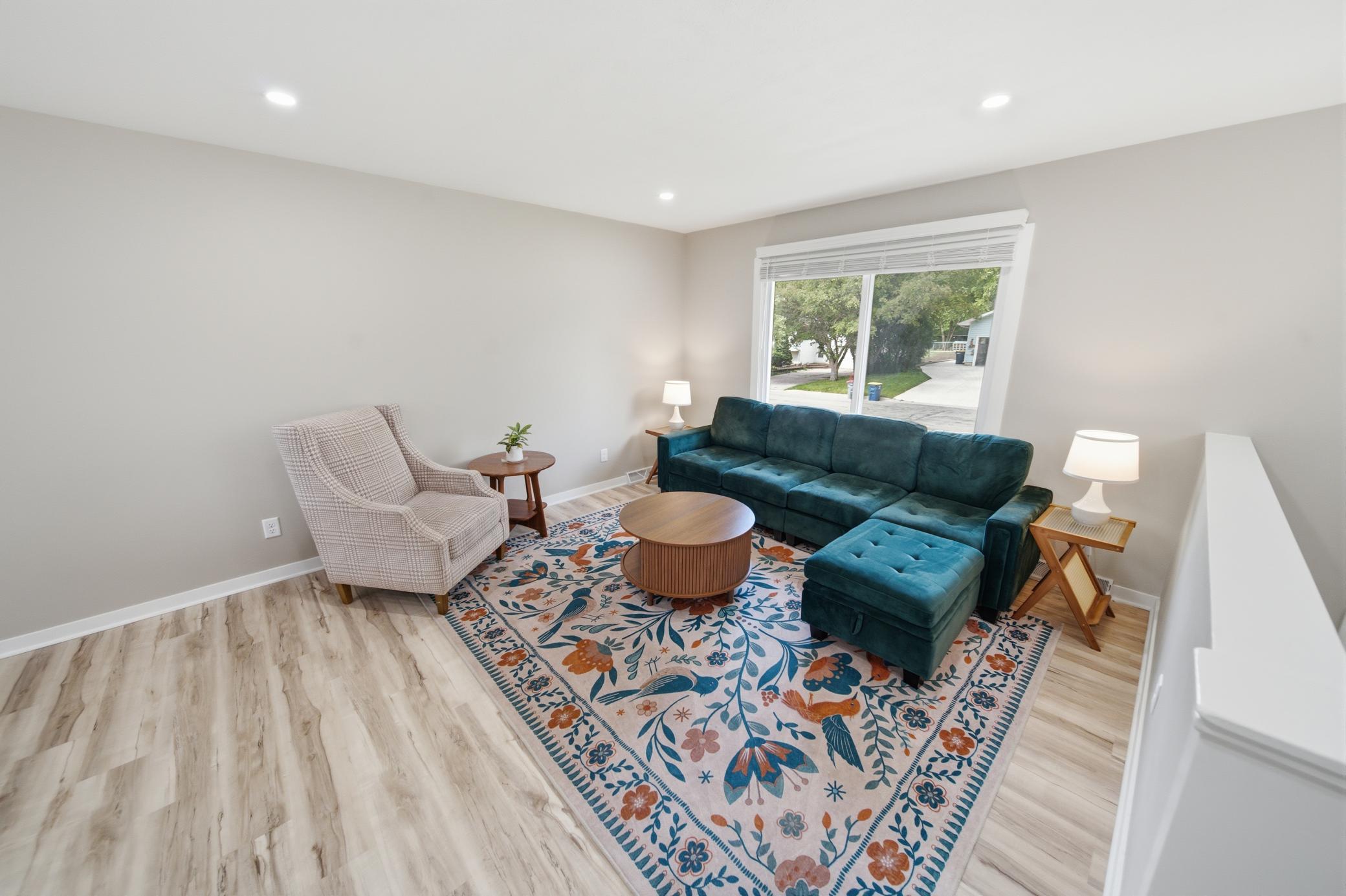 2nd image of 411 11th Ave Se, Faribault, MN 55021 | MLS# 7101022