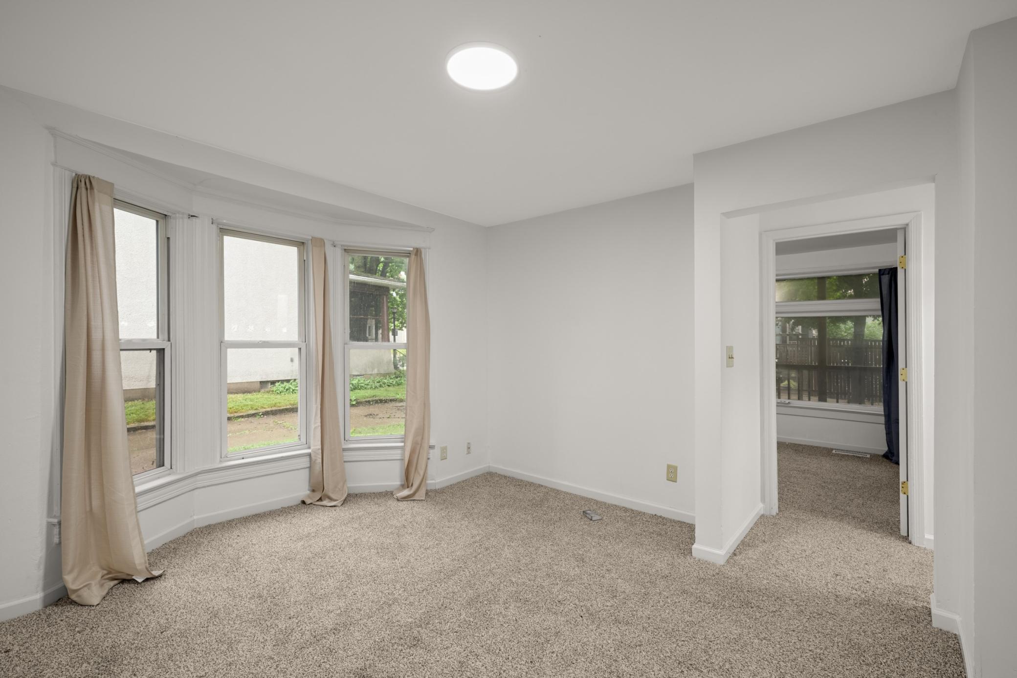 5th image of 668 Orleans St, Saint Paul, MN 55107 | MLS# 7101027