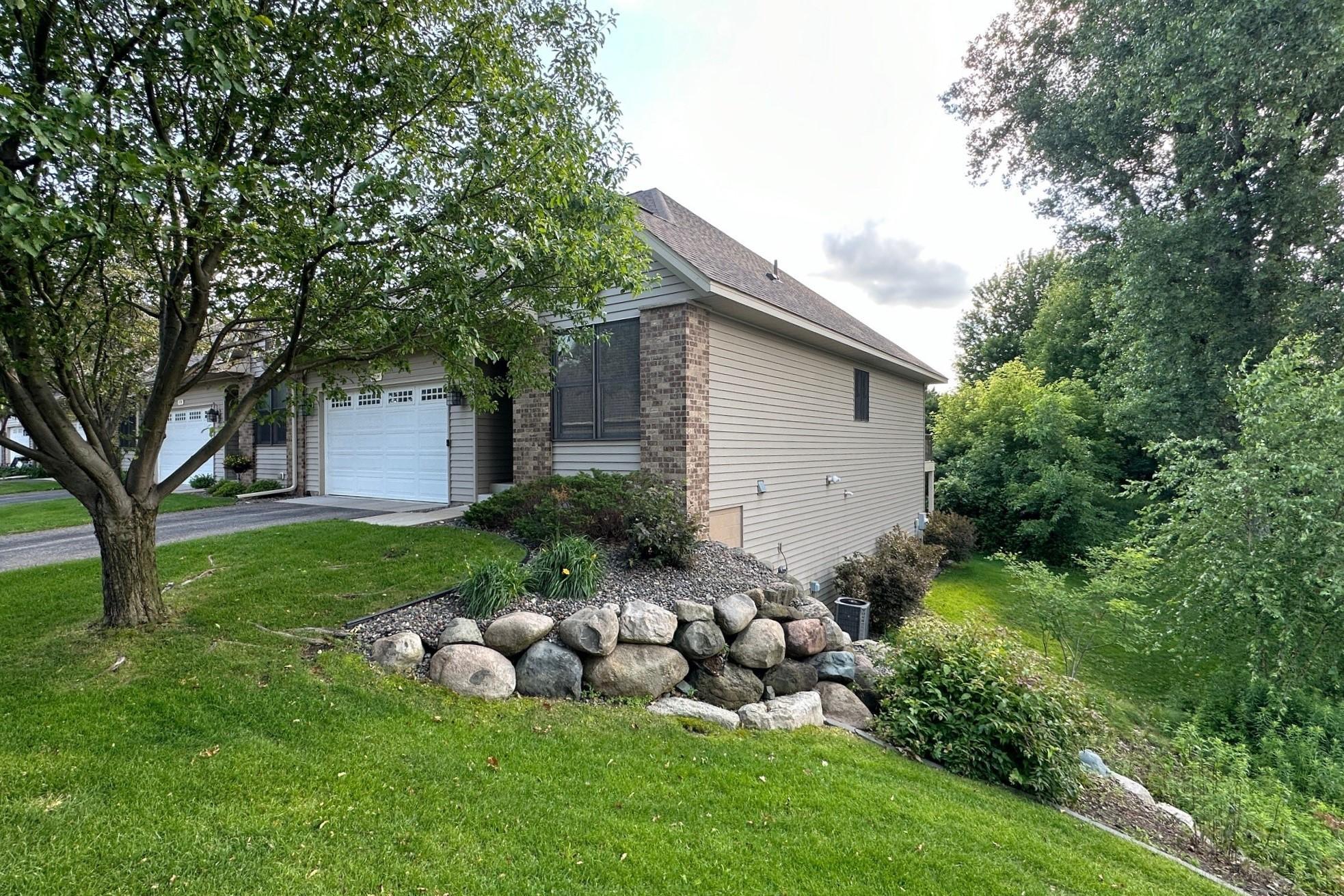Homes for sale in New Brighton, MN | 2734 Lindsey Ct, New Brighton, MN 55112 | MLS# 7101060