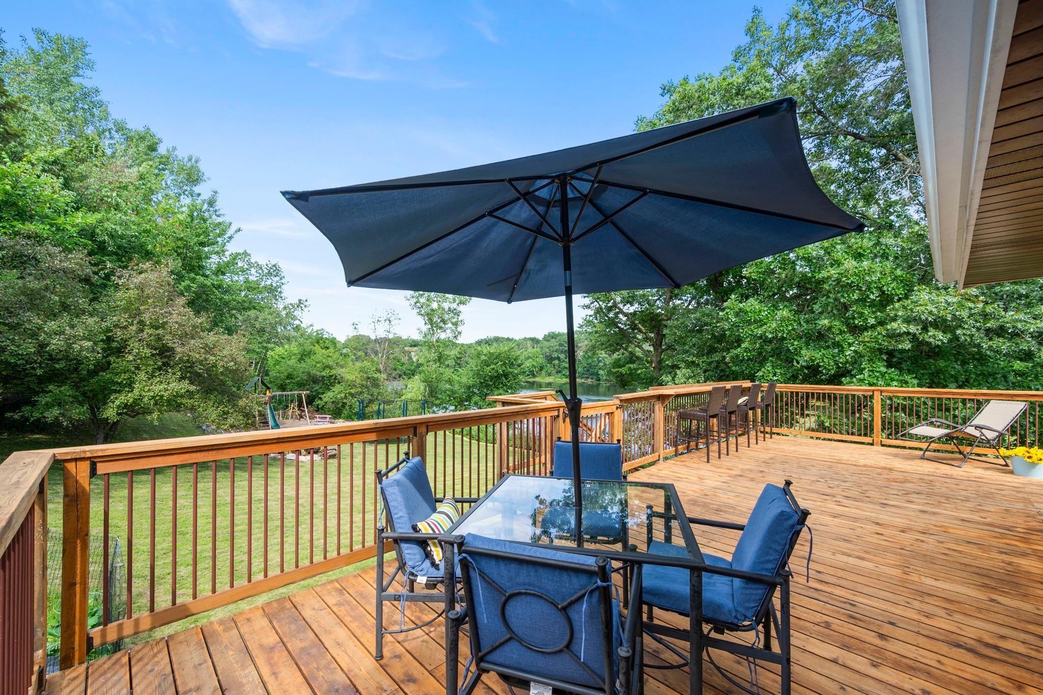 3rd image of 4806 Shevlin Ct, Saint Paul, MN 55122 | MLS# 7101141