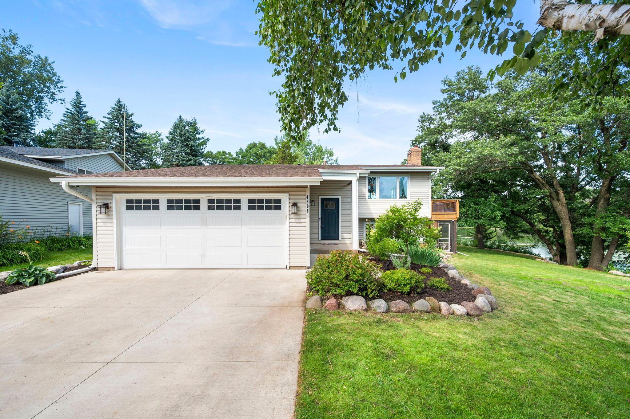 1st image of 4806 Shevlin Ct, Saint Paul, MN 55122 | MLS# 7101141