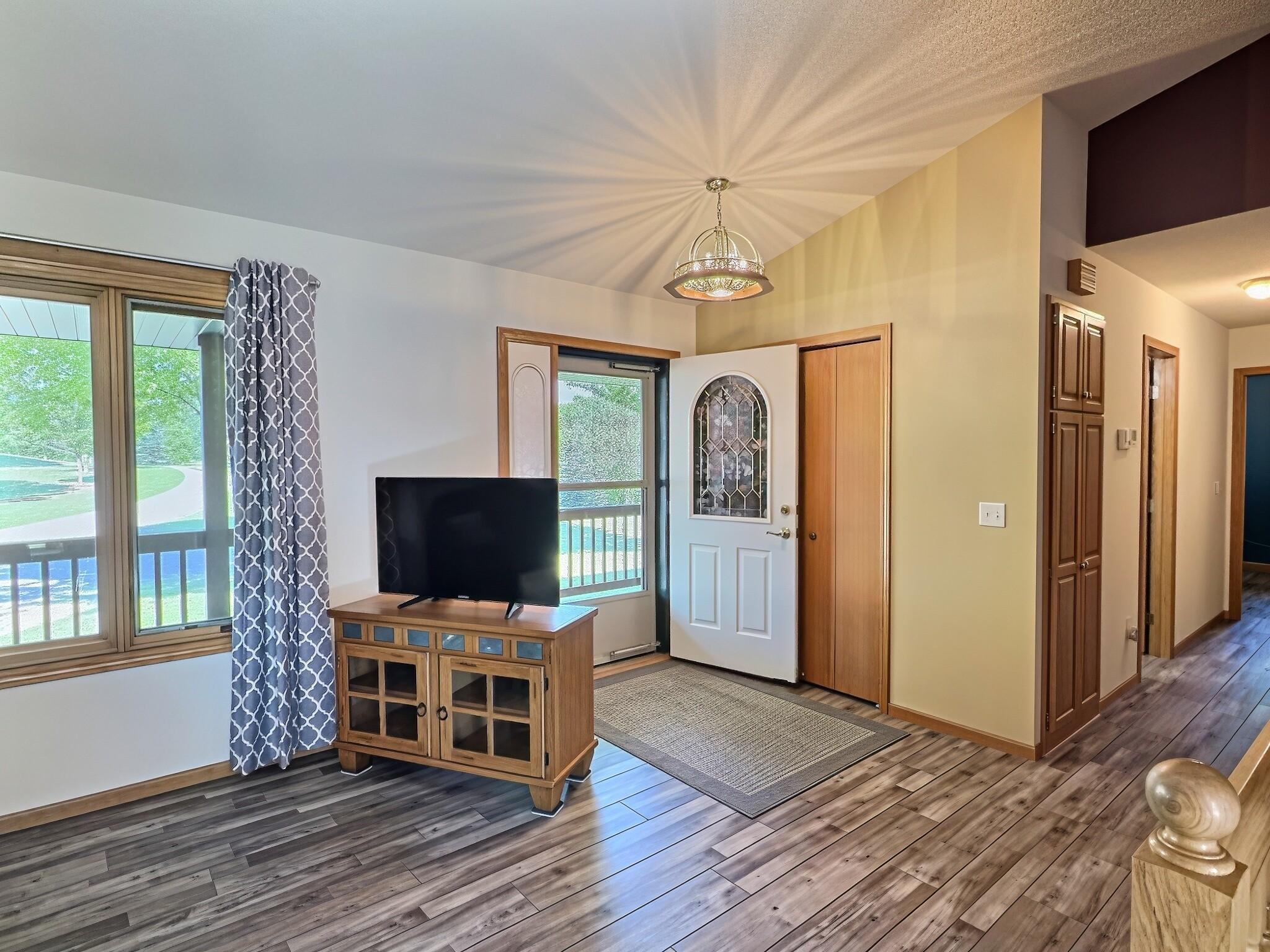 5th image of 1051 County Road 39 Nw, Monticello, MN 55362 | MLS# 7101166