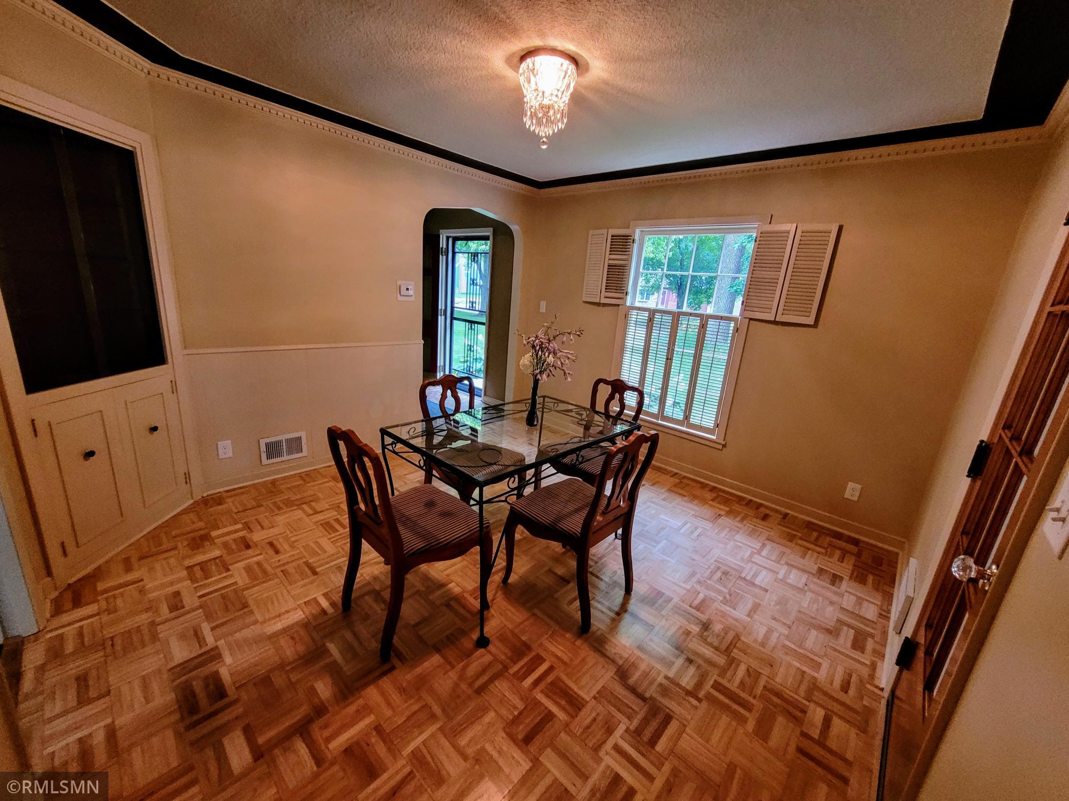 4th image of 905 Carver St N, Winthrop, MN 55396 | MLS# 7101209