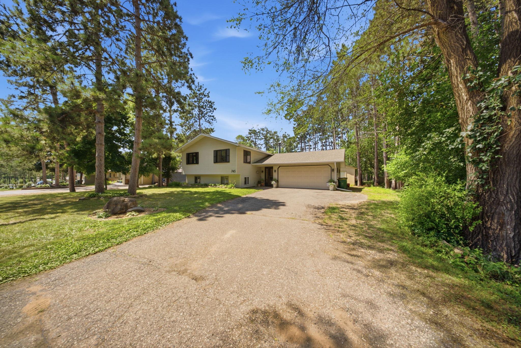 2nd image of 745 10th St N, Hudson, WI 54016 | MLS# 7101277
