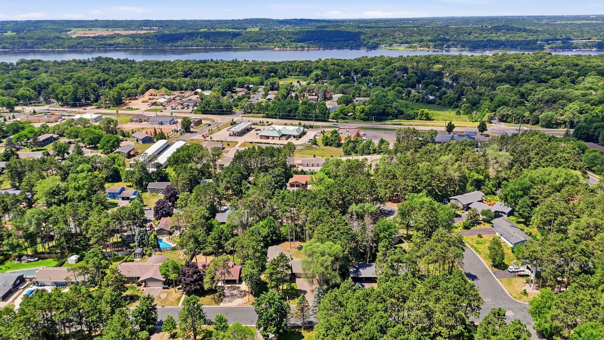 37th image of 745 10th St N, Hudson, WI 54016 | MLS# 7101277
