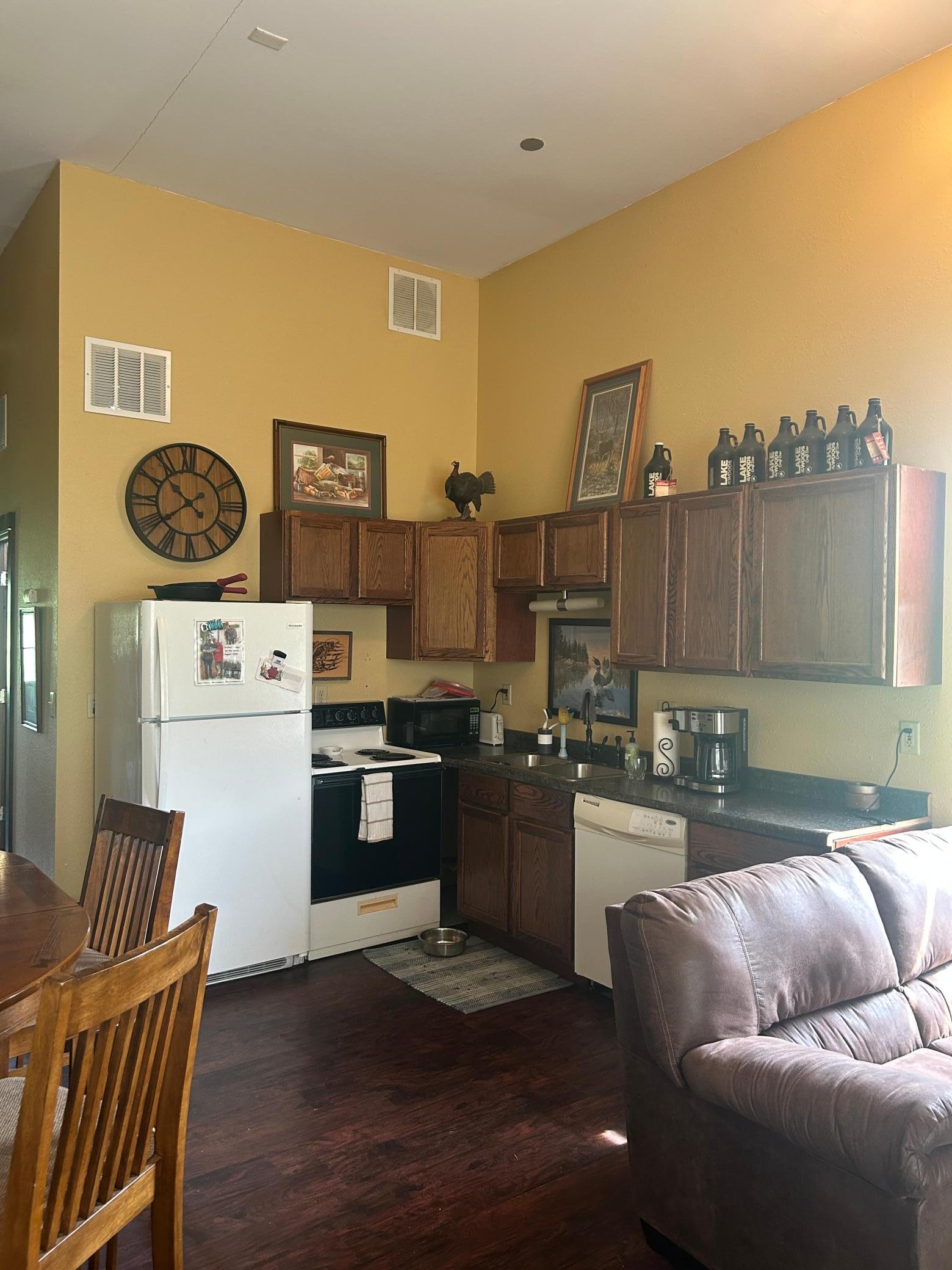 Homes for sale in Warroad, MN | 61010 County Road 12, Warroad, MN 56763 | MLS# 7101280