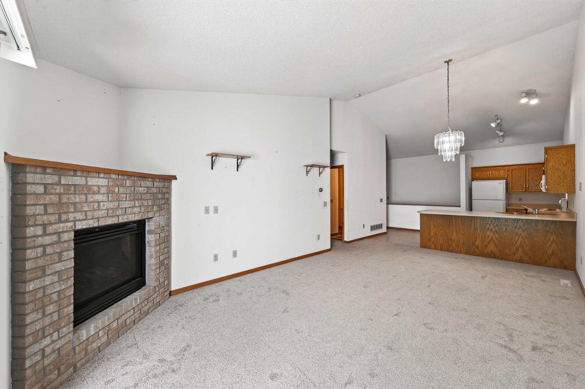 4th image of 643 86Th Ln Nw, Minneapolis, MN 55433 | MLS# 7101315