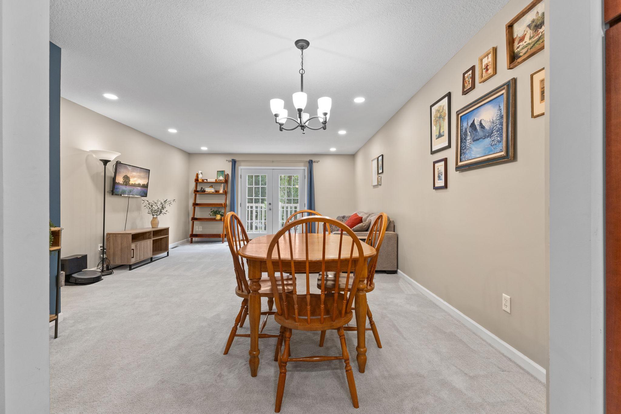 5th image of 1860 Mcmenemy St #K, Saint Paul, MN 55117 | MLS# 7101713