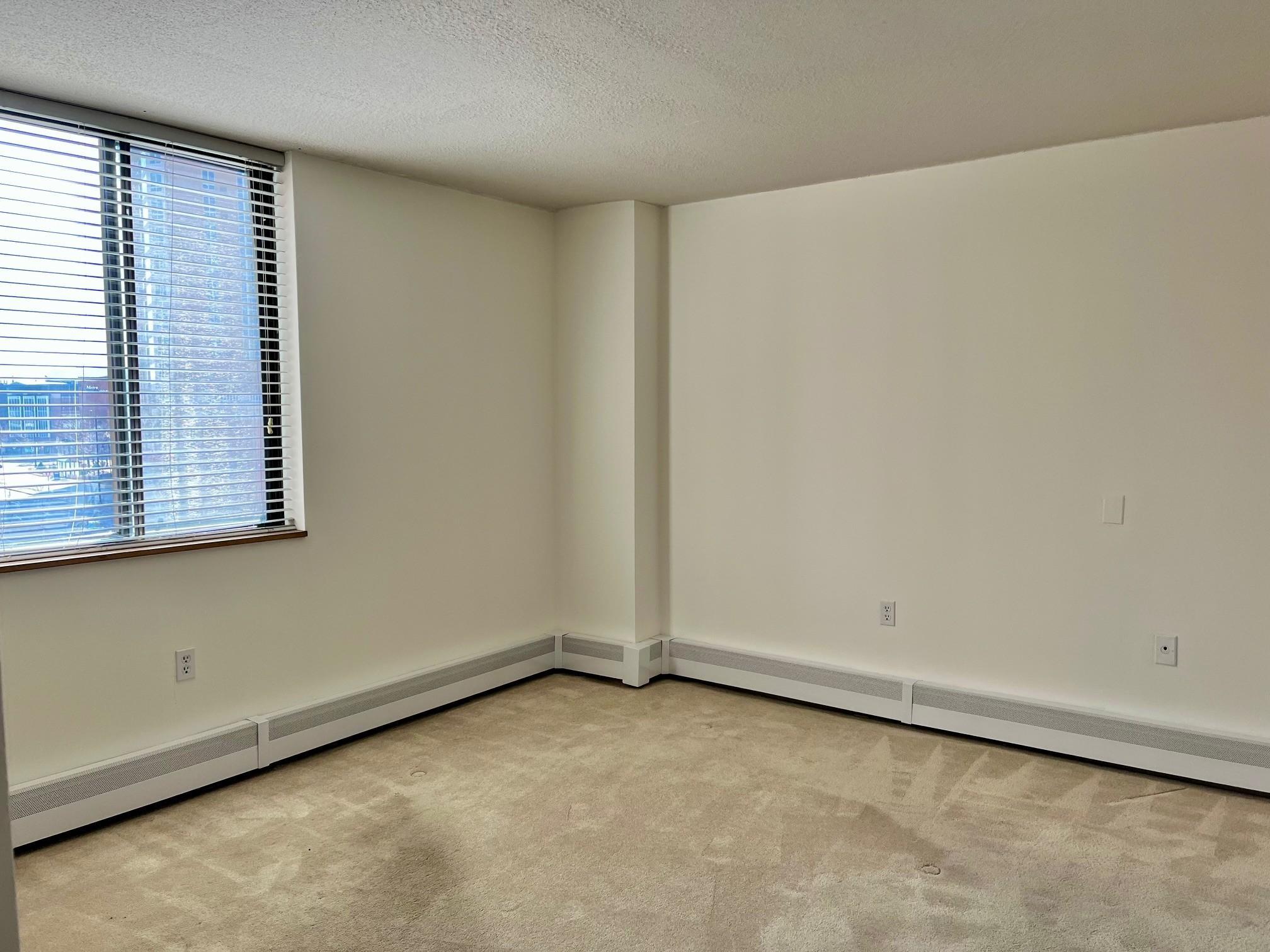 Homes for sale in Richfield, MN | 6500 Woodlake Dr #313, Richfield, MN 55423 | MLS# 7101723