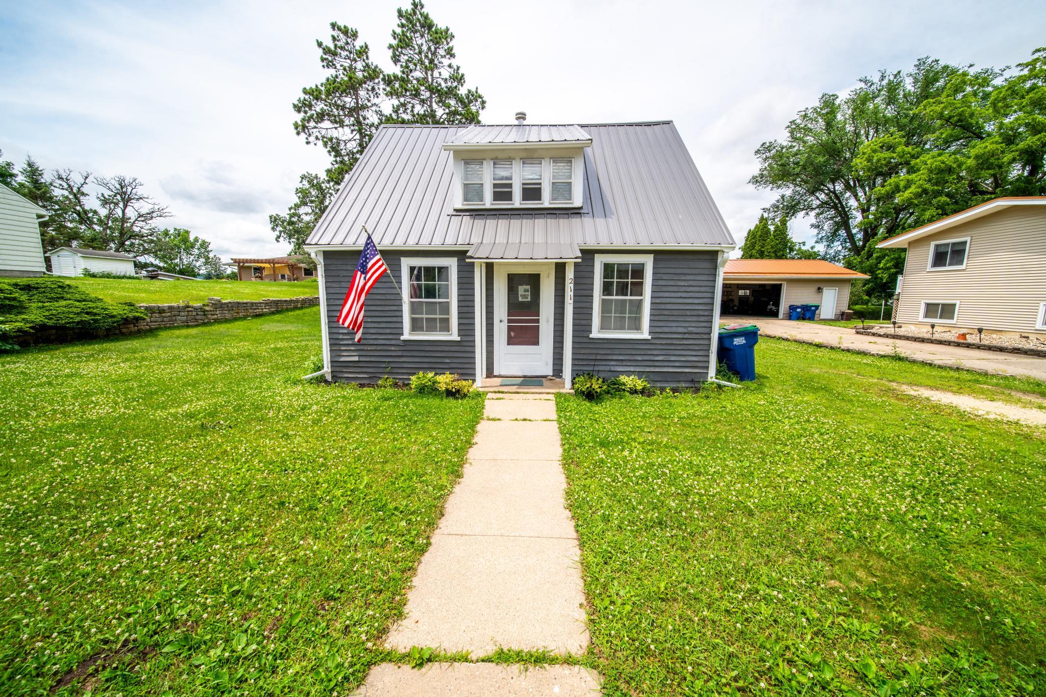 1st image of 211 N Green St, Rushford, MN 55971 | MLS# 7101939