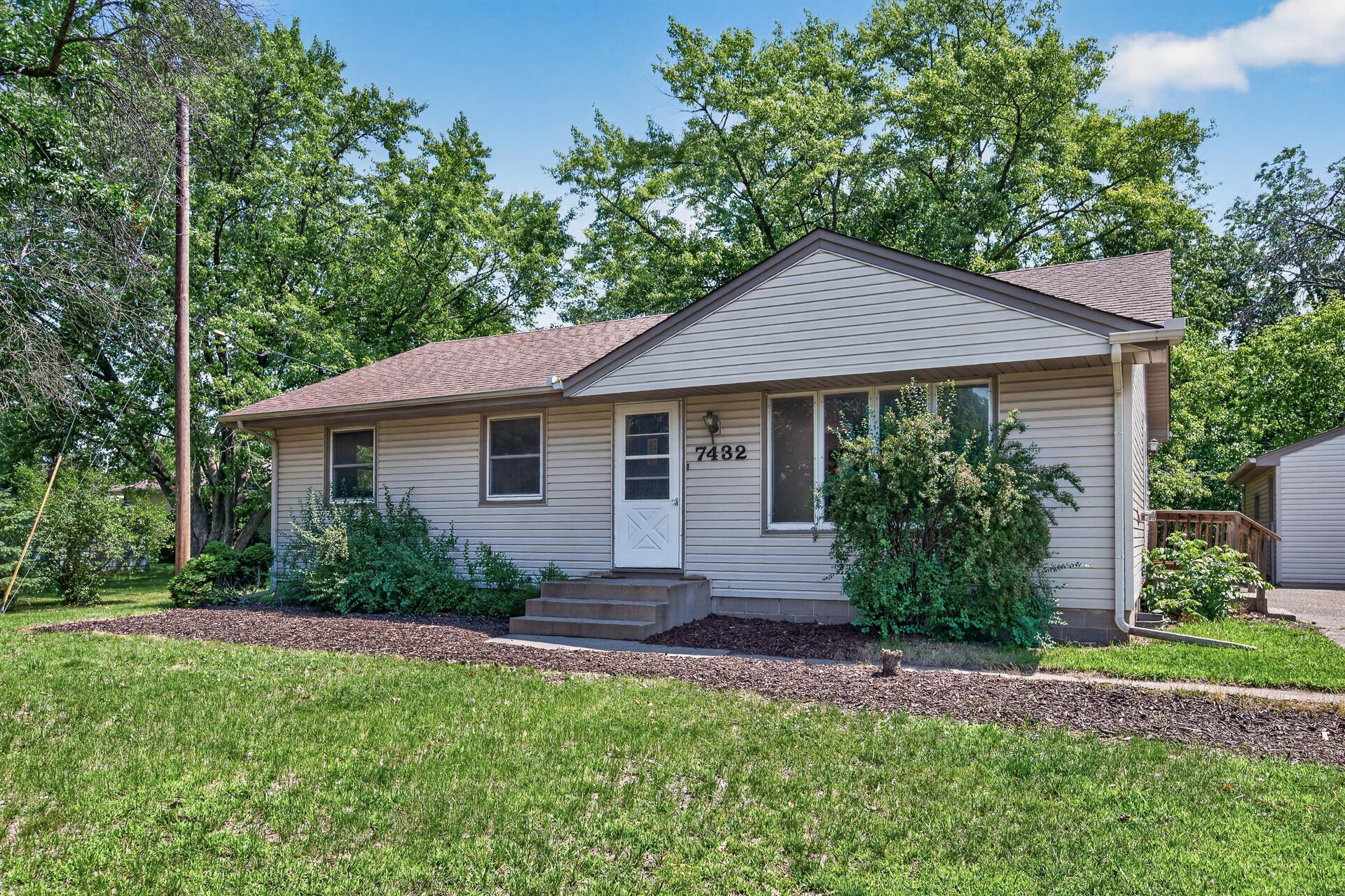 2nd image of 7432 Idaho Ave N, Brooklyn Park, MN 55428 | MLS# 7102090
