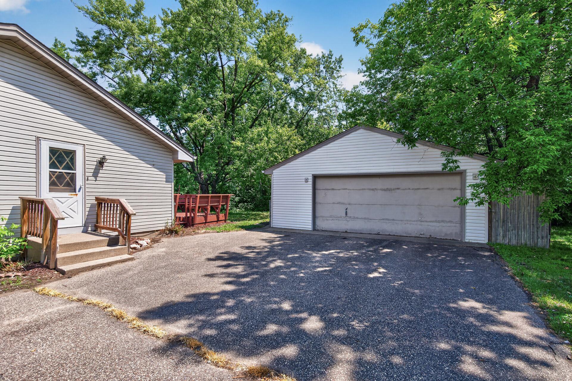 3rd image of 7432 Idaho Ave N, Brooklyn Park, MN 55428 | MLS# 7102090