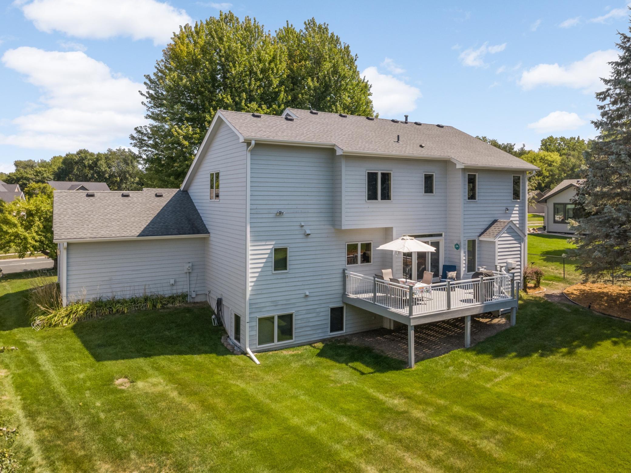 4th image of 527 Hackmore Dr, Saint Paul, MN 55123 | MLS# 7102126