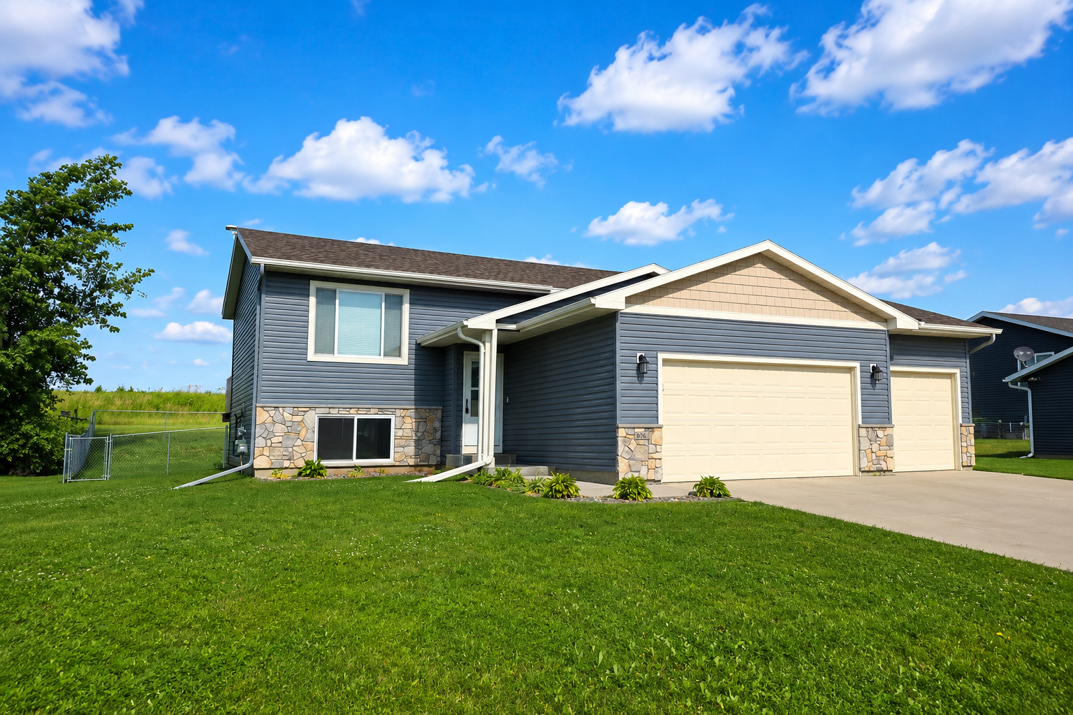 3rd image of 906 7Th Ave, Wanamingo, MN 55983 | MLS# 7102194