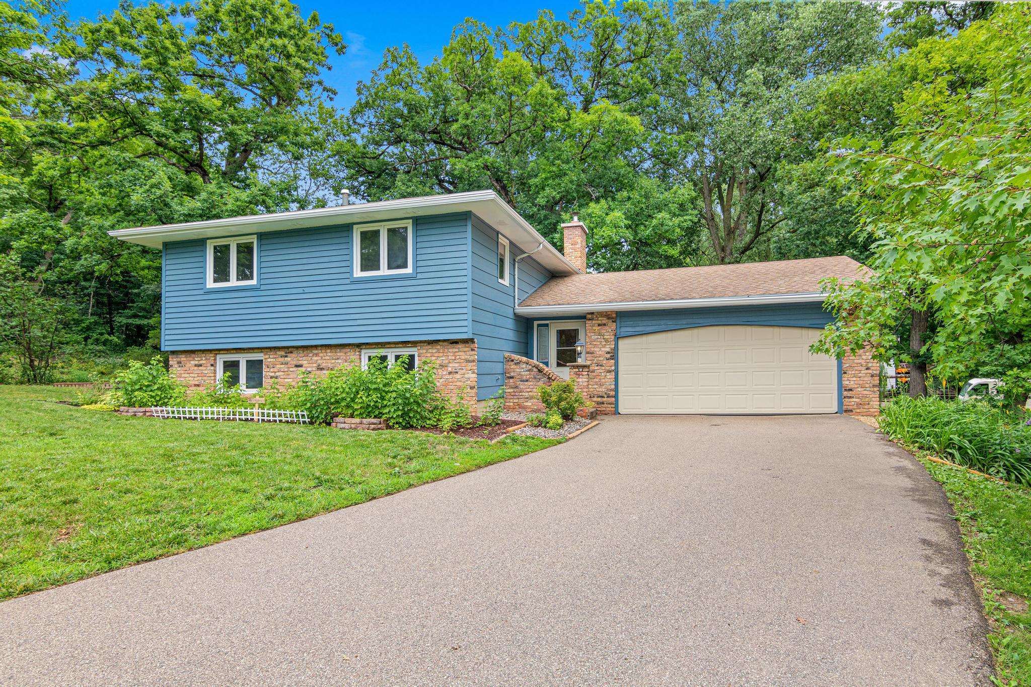 Homes for sale in Prior Lake, MN | 5915 Hidden Oaks Cir Se, Prior Lake, MN 55372 | MLS# 7102361