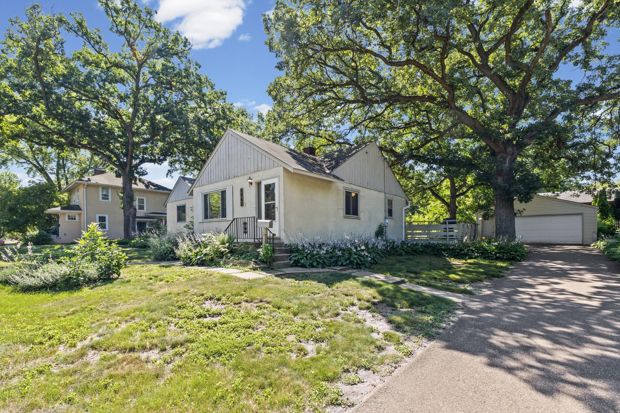 1st image of 5647 Wood Ln, Saint Louis Park, MN 55436 | MLS# 7102379