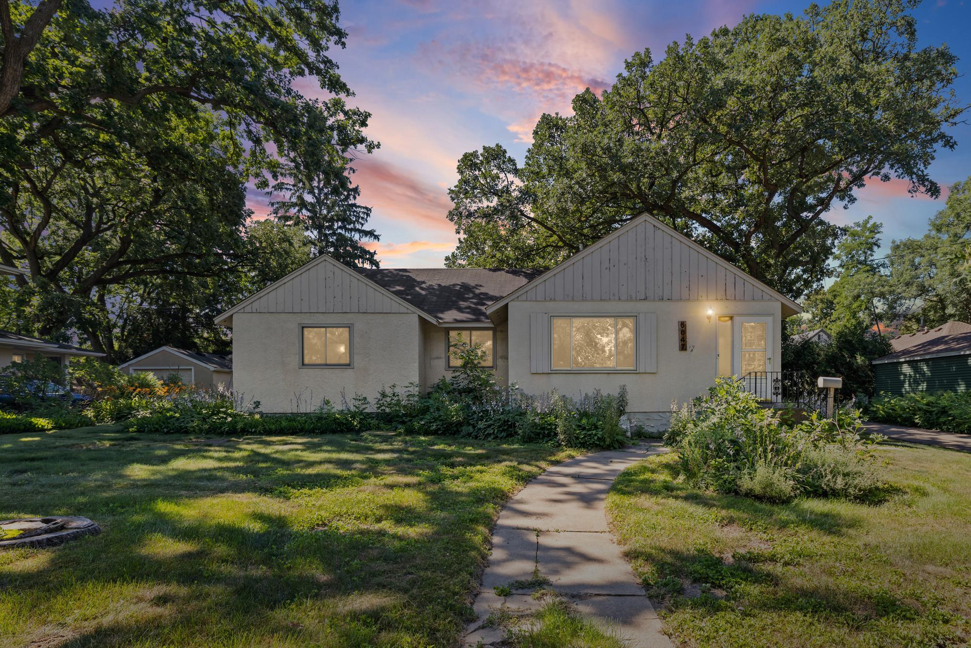 4th image of 5647 Wood Ln, Saint Louis Park, MN 55436 | MLS# 7102379