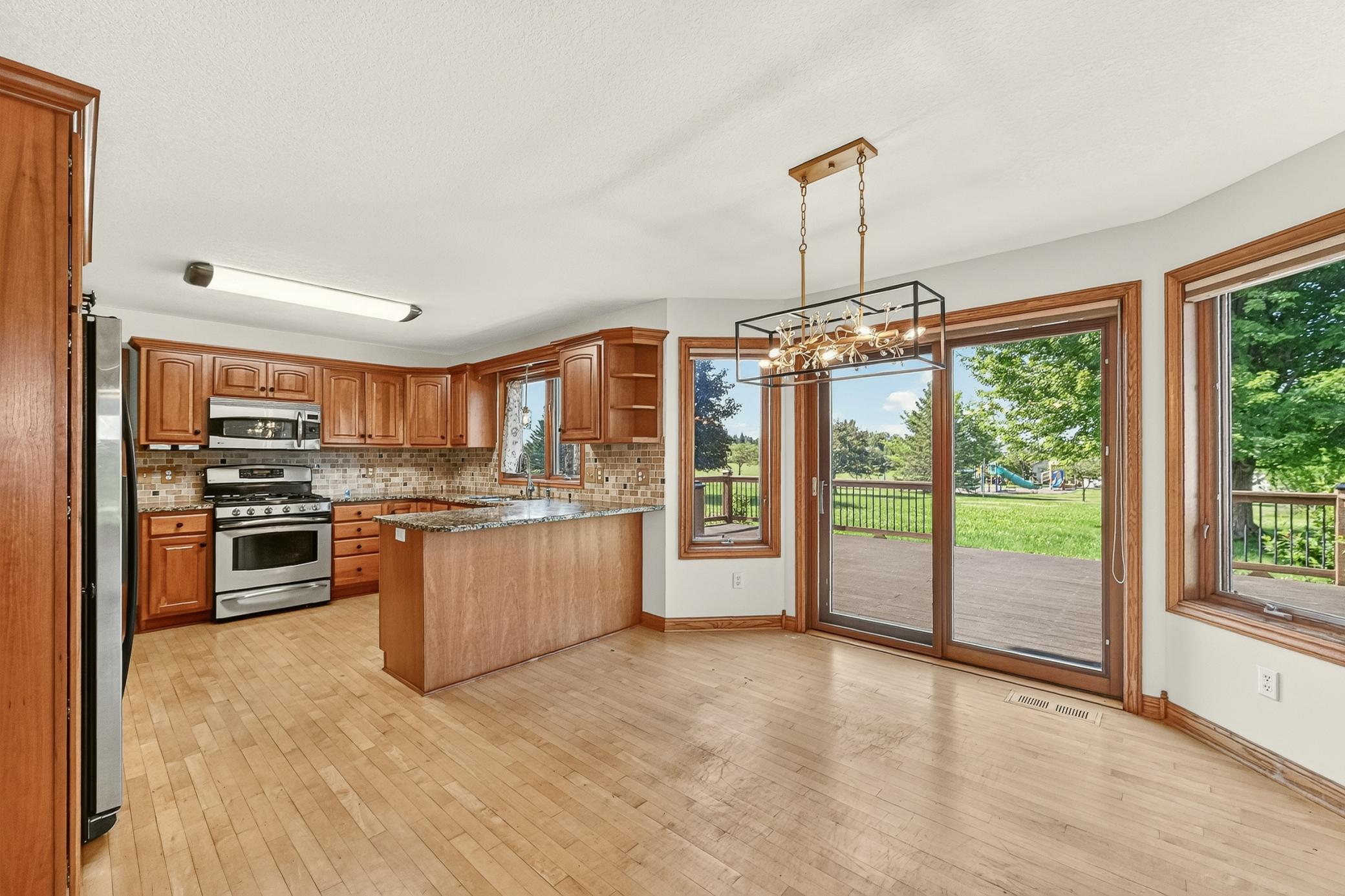 4th image of 1110 Southern Hills Ln Sw, Rochester, MN 55902 | MLS# 7102437