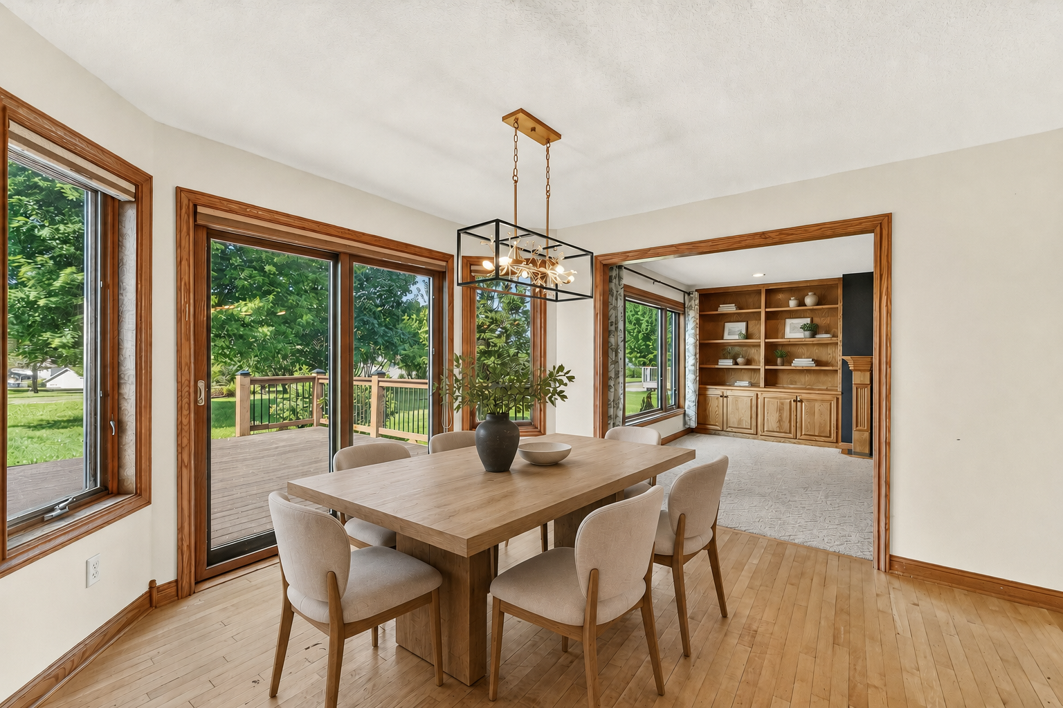 2nd image of 1110 Southern Hills Ln Sw, Rochester, MN 55902 | MLS# 7102437