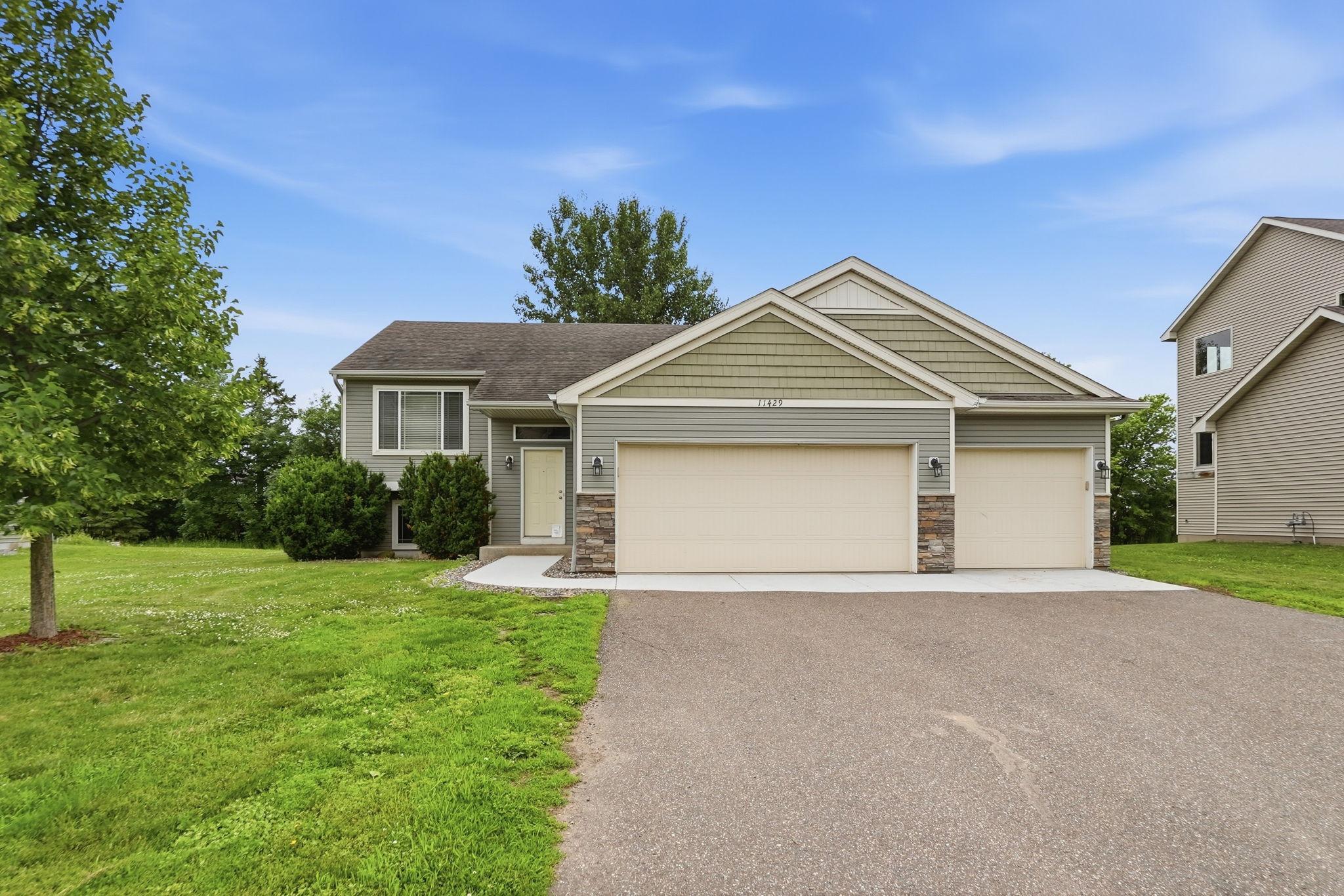 3rd image of 11429 71St St Ne, Albertville, MN 55301 | MLS# 7102667