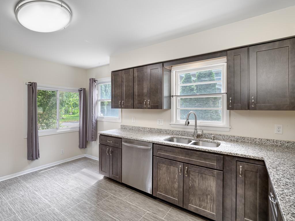 4th image of 3549 Ensign Ave N, New Hope, MN 55427 | MLS# 7102670