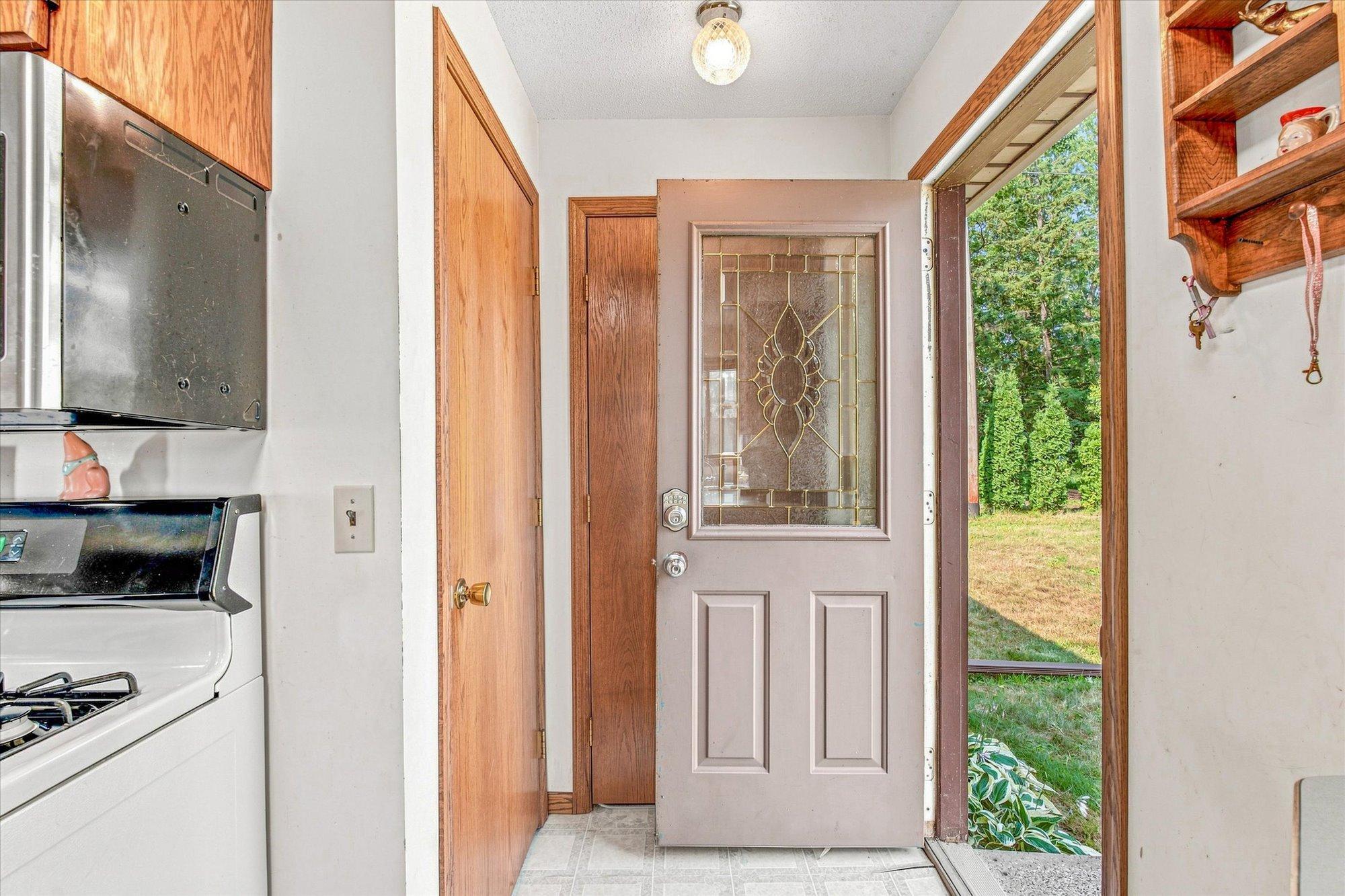 3rd image of 18329 Lakeview Point Dr Ne, Wyoming, MN 55092 | MLS# 7102686