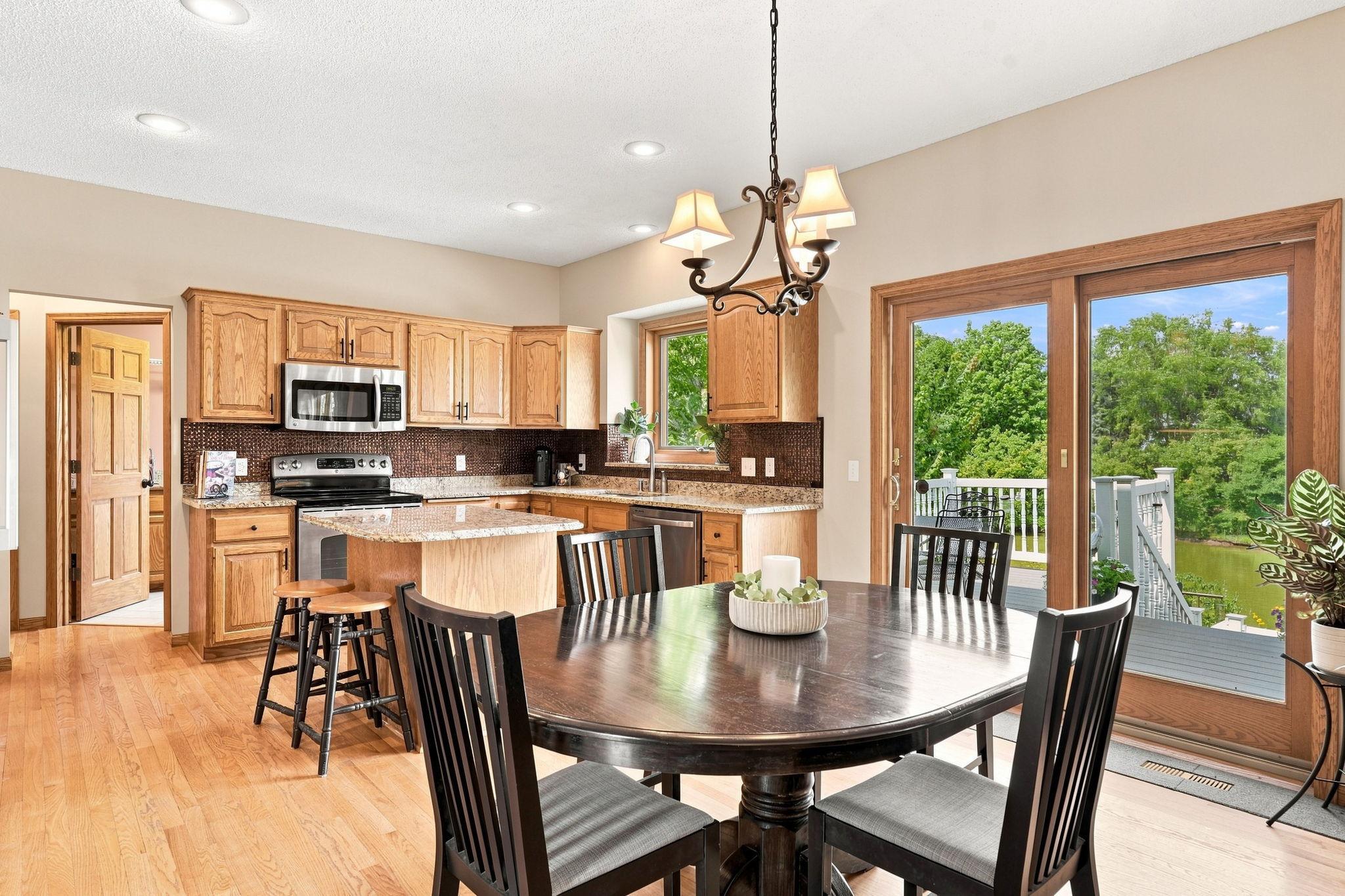 3rd image of 3649 Commonwealth Rd, Saint Paul, MN 55125 | MLS# 7102707