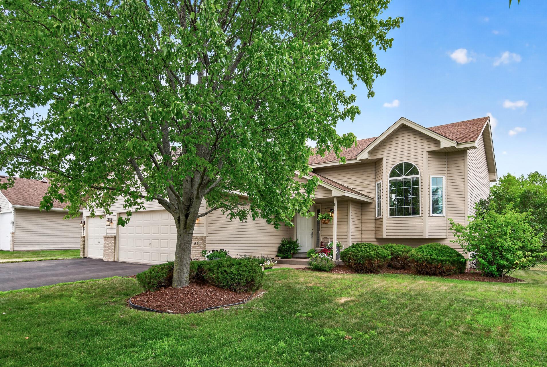1st image of 11683 10th St Ne, Hanover, MN 55341 | MLS# 7102722