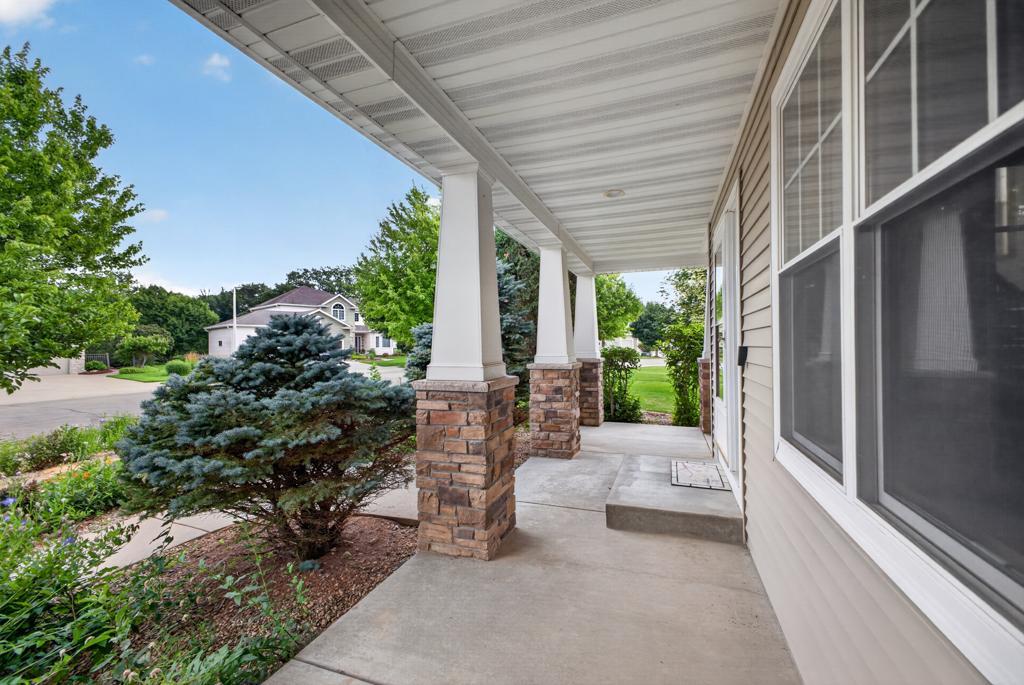 4th image of 3655 Stone Point Dr Ne, Rochester, MN 55906 | MLS# 7102780