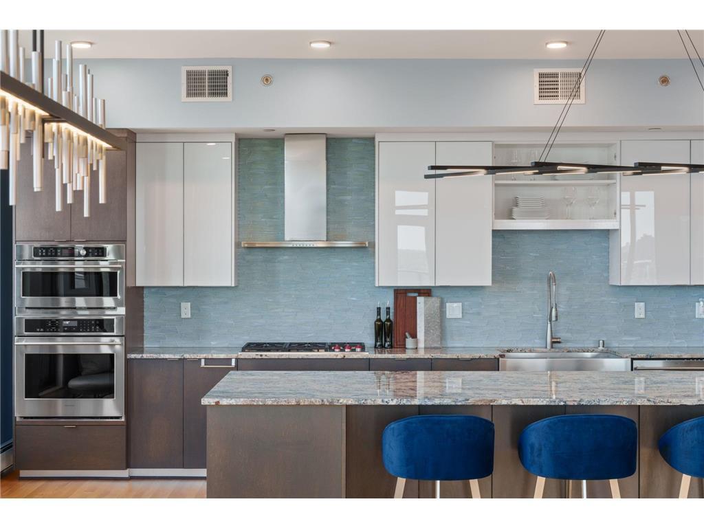 5th image of 1240 S 2Nd St #1201, Minneapolis, MN 55415 | MLS# 7102781