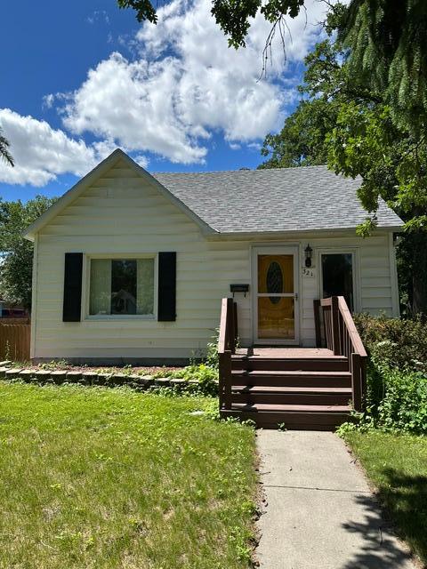 2nd image of 321 Tindolph Ave N, Thief River Falls, MN 56701 | MLS# 7102783