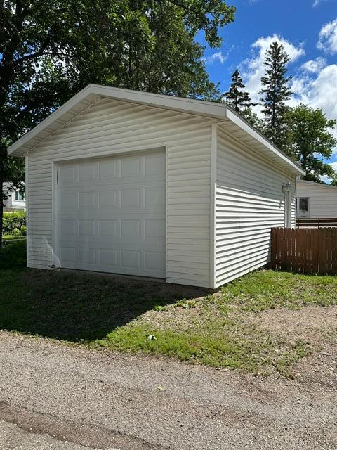 30th image of 321 Tindolph Ave N, Thief River Falls, MN 56701 | MLS# 7102783