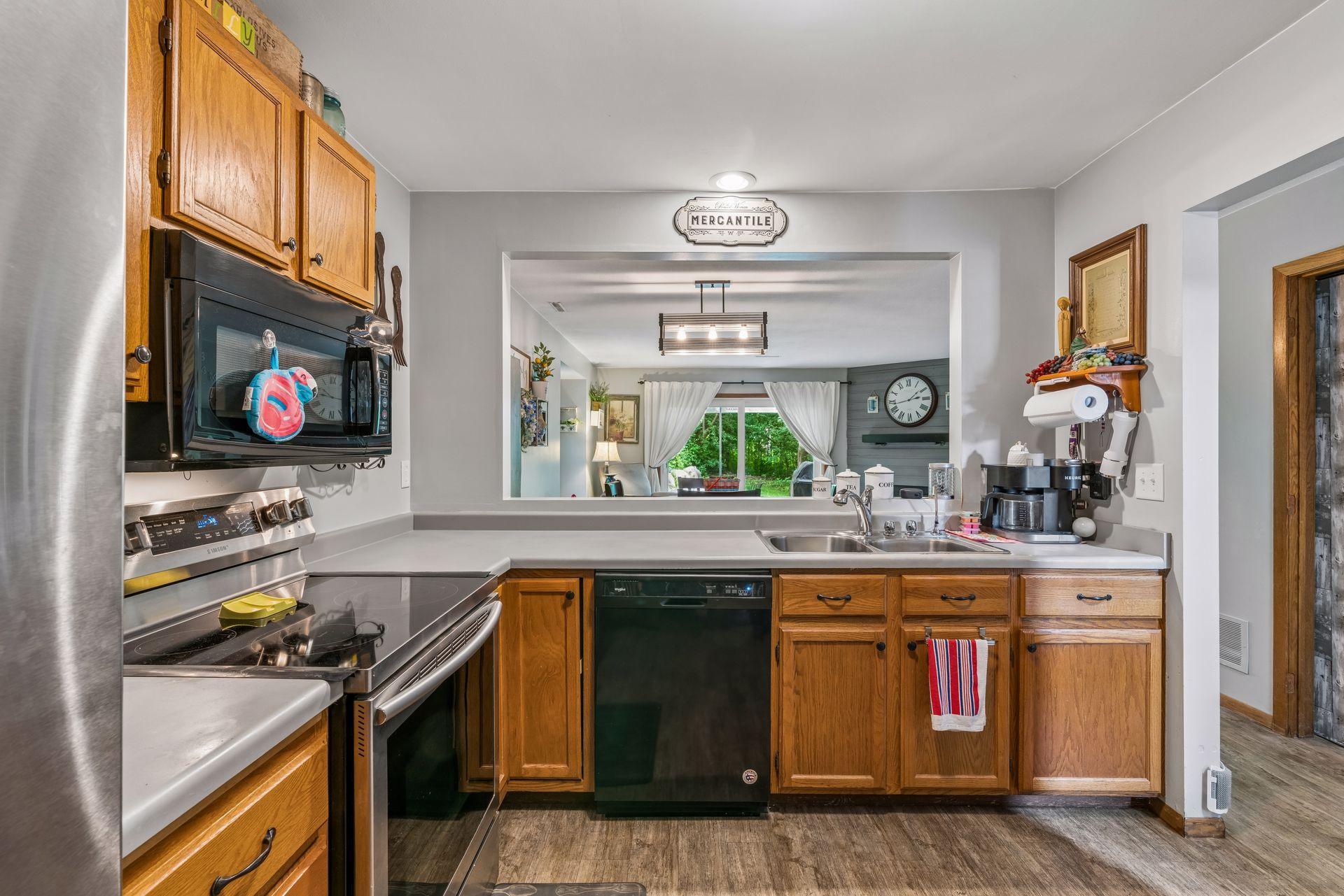 5th image of 3030 Shields Dr #101, Saint Paul, MN 55121 | MLS# 7102806