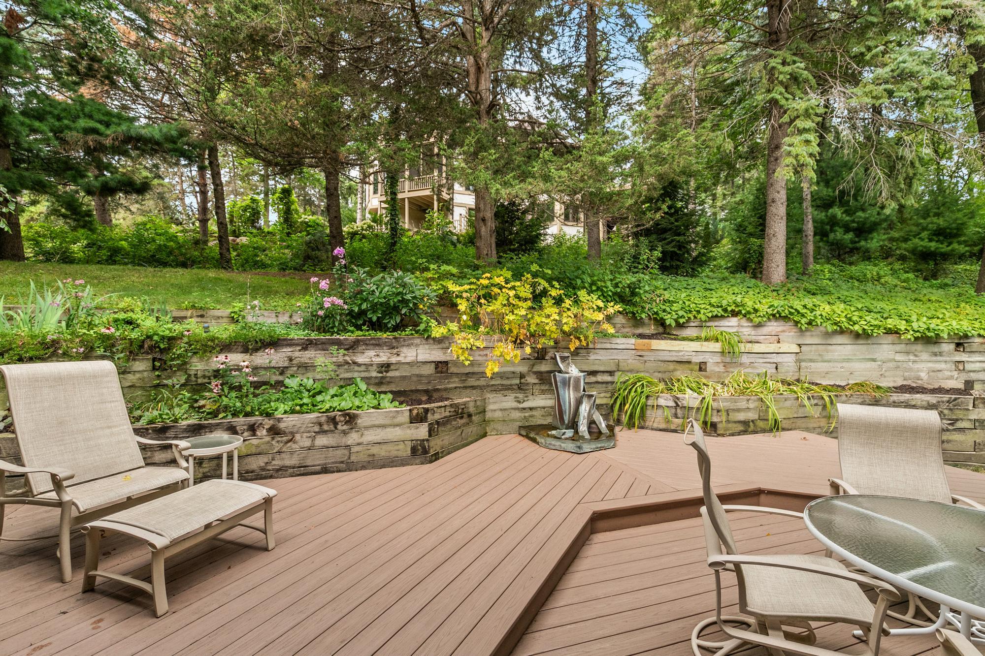 4th image of 655 Evergreen Cir, Saint Paul, MN 55126 | MLS# 7102812