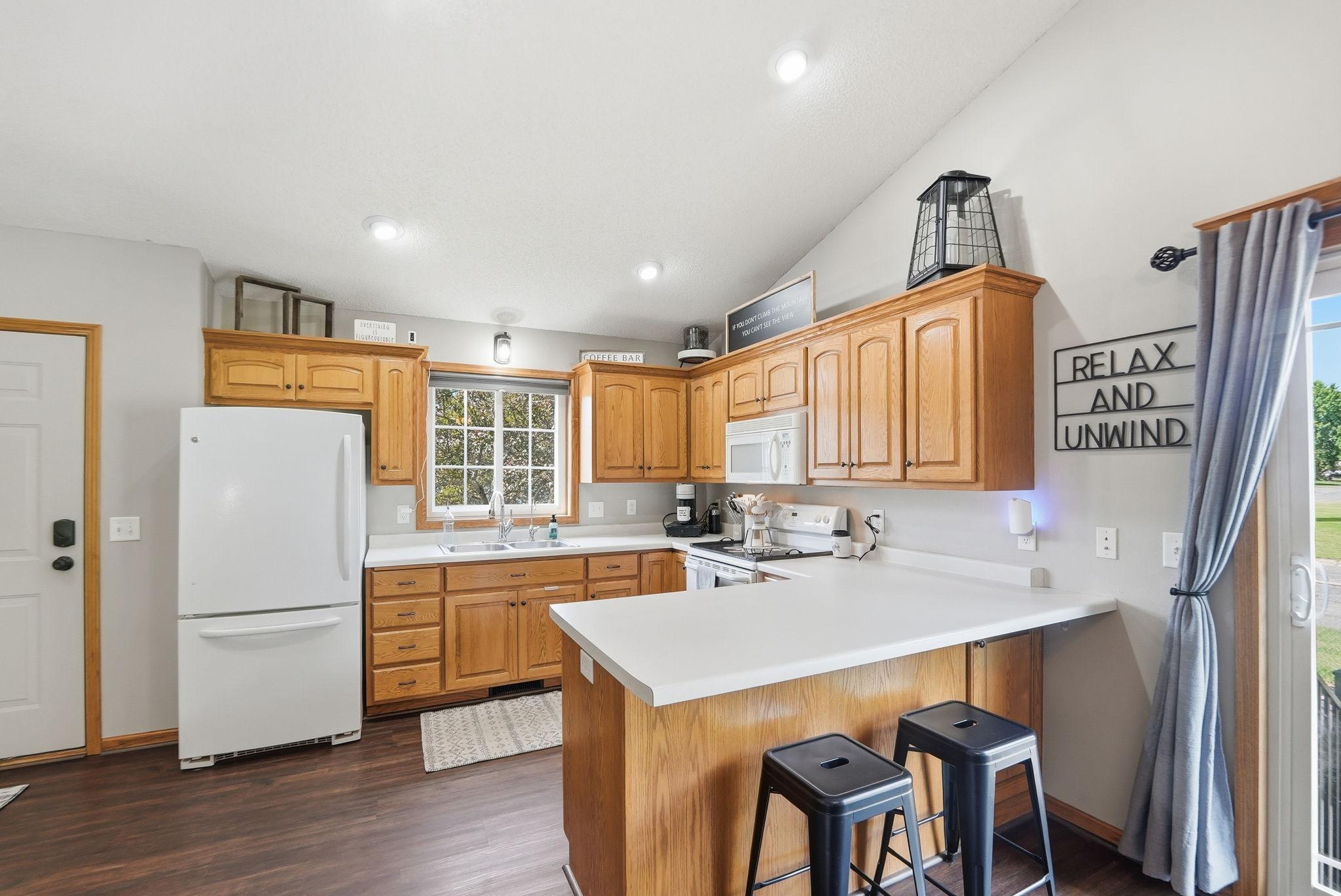 3rd image of 335 Pheasant Dr, Sartell, MN 56377 | MLS# 7102901