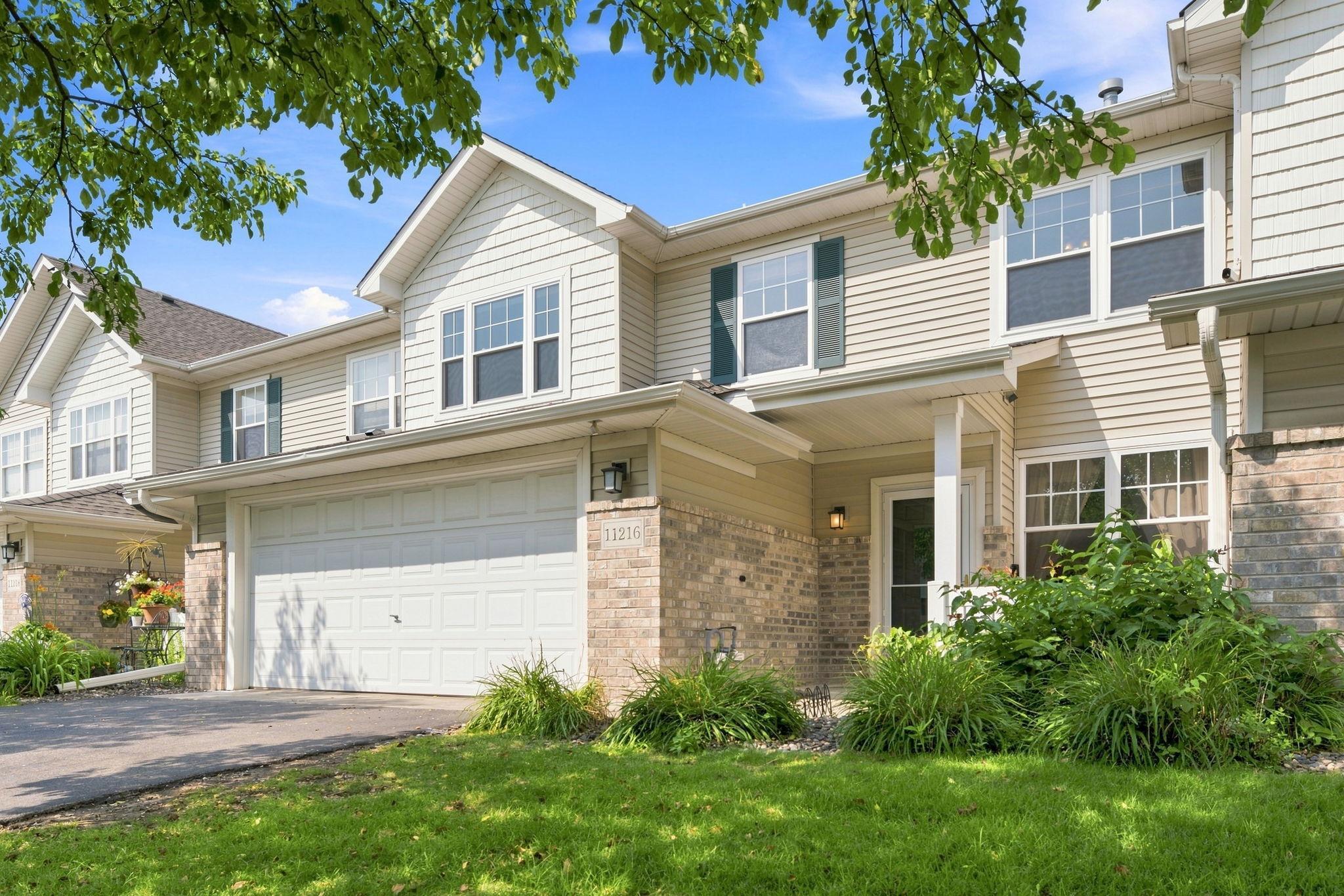 1st image of 11216 204th St W, Lakeville, MN 55044 | MLS# 7102935