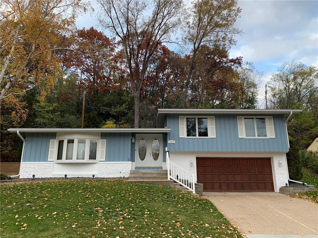 1st image of 1516 Maywood Dr, South Saint Paul, MN 55075 | MLS# 7102940