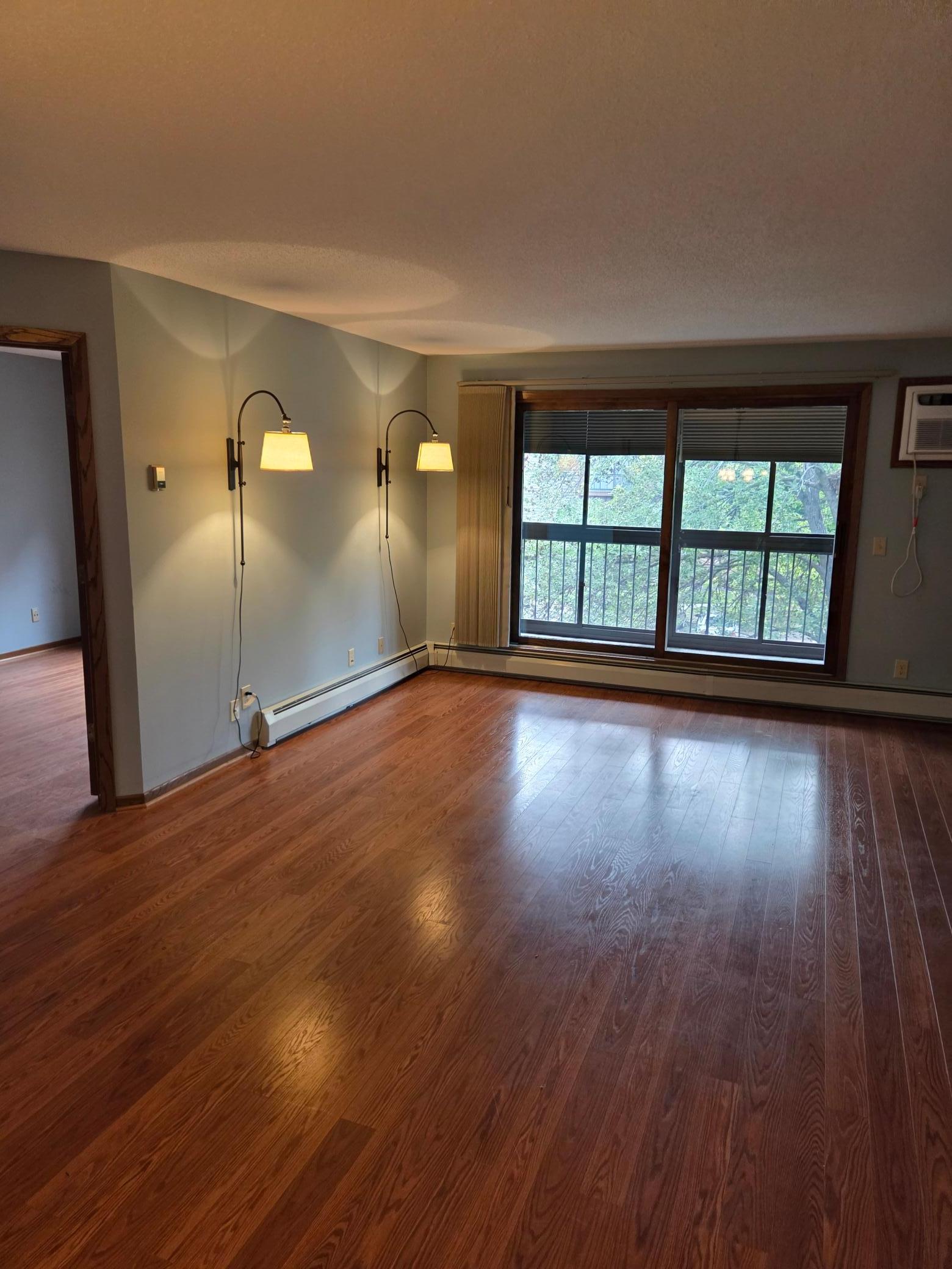 4th image of 999 41St Ave Ne #307, Minneapolis, MN 55421 | MLS# 7102963
