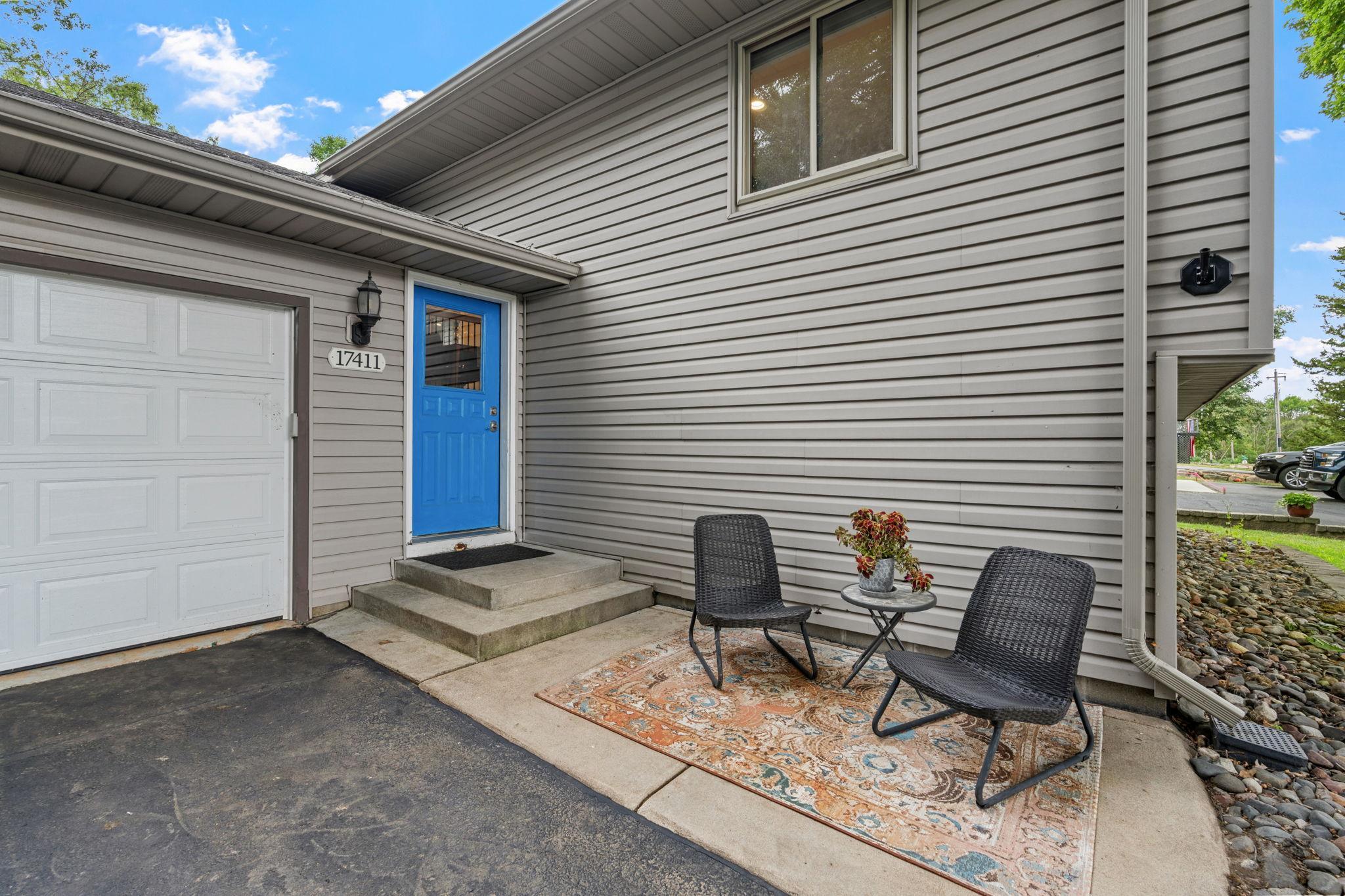 2nd image of 17411 Sunset Trl Sw, Prior Lake, MN 55372 | MLS# 7103004