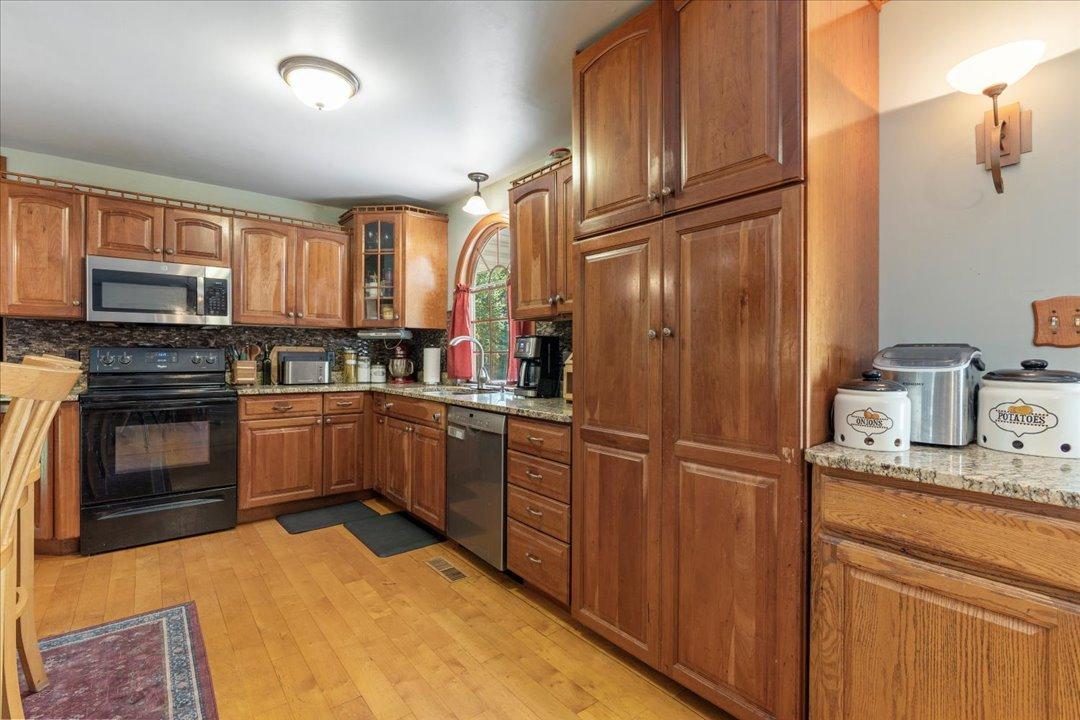 5th image of 4905 Pine Beach Rd, Brainerd, MN 56401 | MLS# 7103020