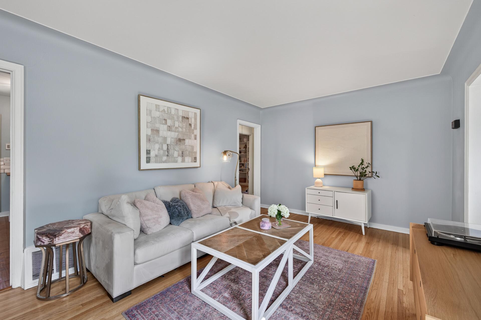 4th image of 3326 Pierce St Ne, Minneapolis, MN 55418 | MLS# 7103200