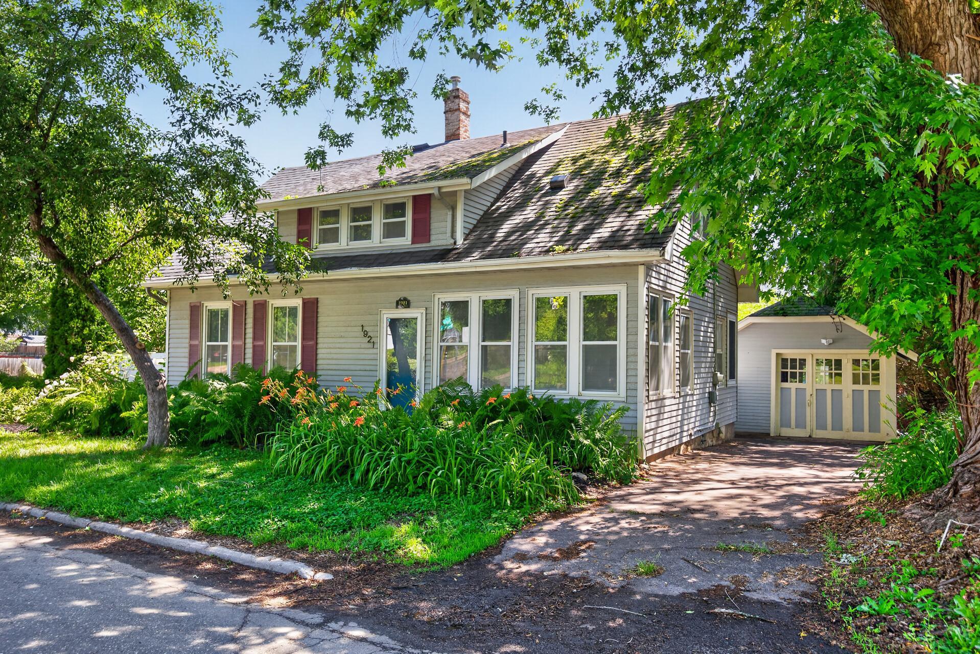 Homes for sale in Stillwater, MN | 1921 Broadway St N, Stillwater, MN 55082 | MLS# 7103202