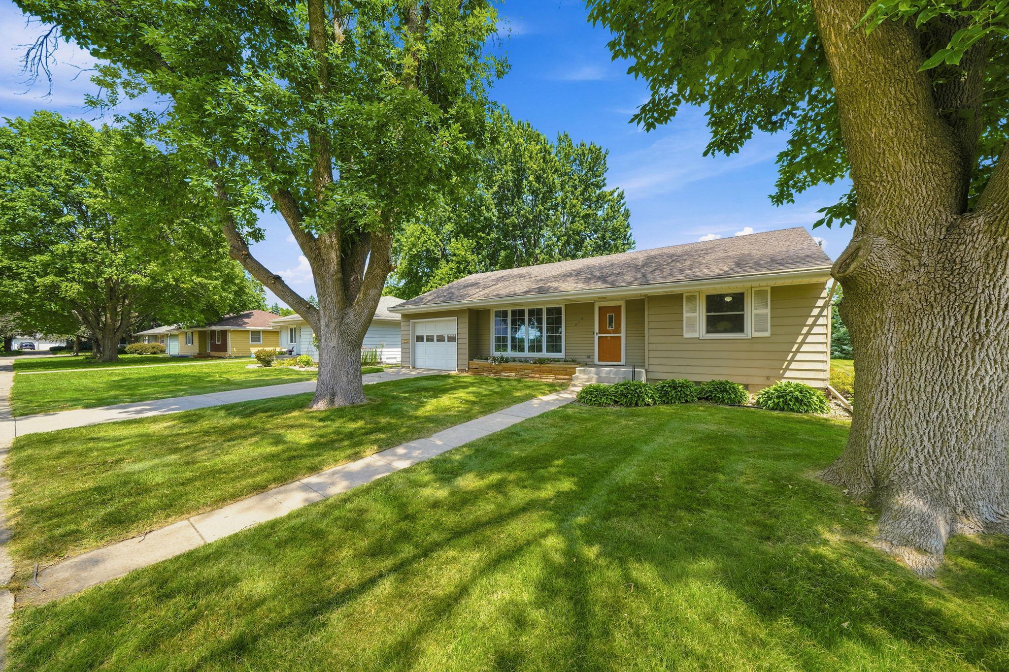 1st image of 215 Meray Blvd, Mankato, MN 56001 | MLS# 7103236