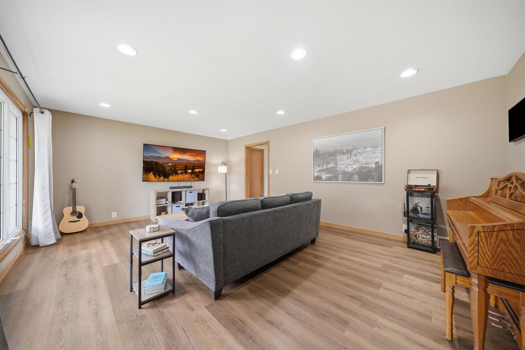3rd image of 215 Meray Blvd, Mankato, MN 56001 | MLS# 7103236