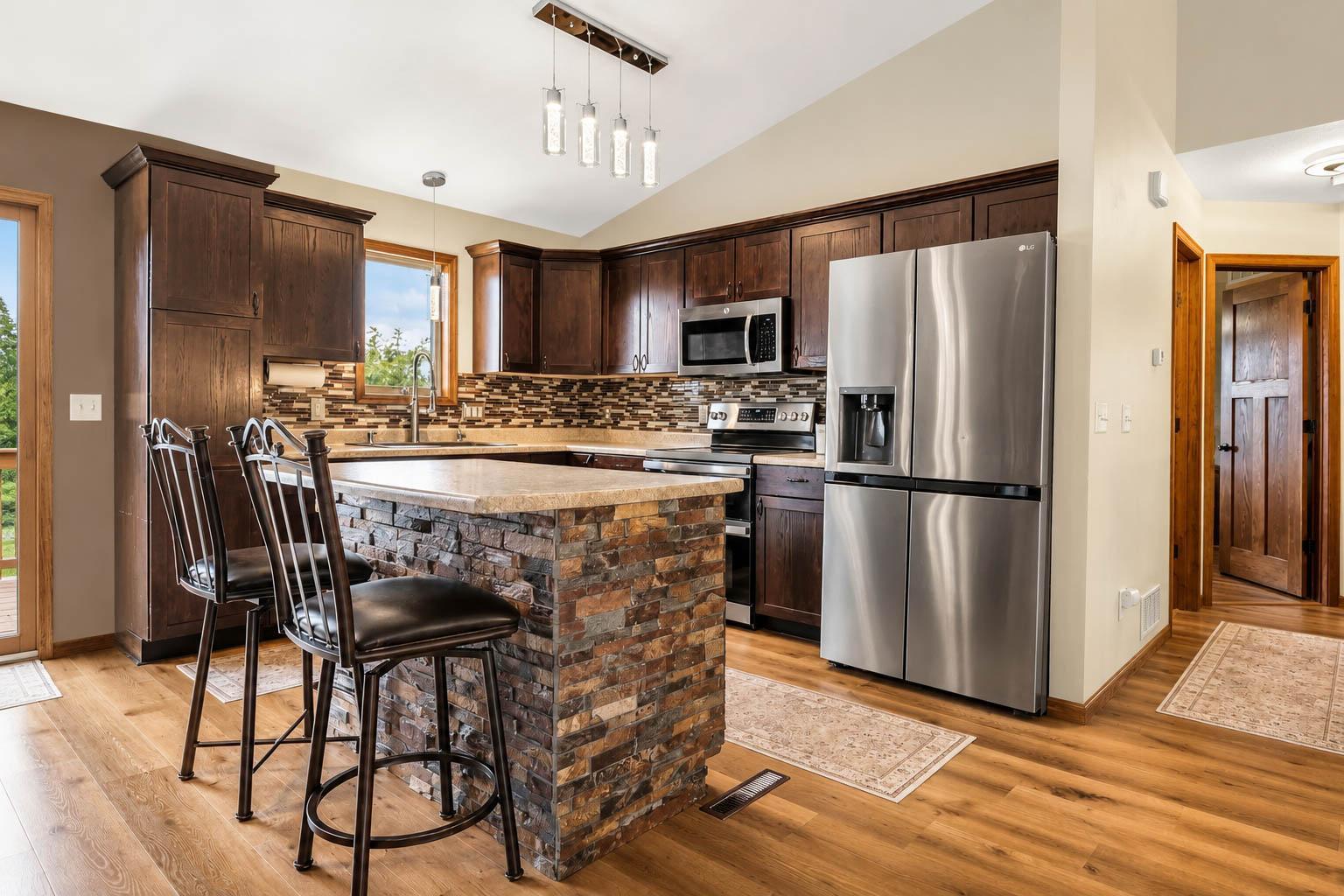 4th image of 117 Pinehurst Dr, Mankato, MN 56001 | MLS# 7103259